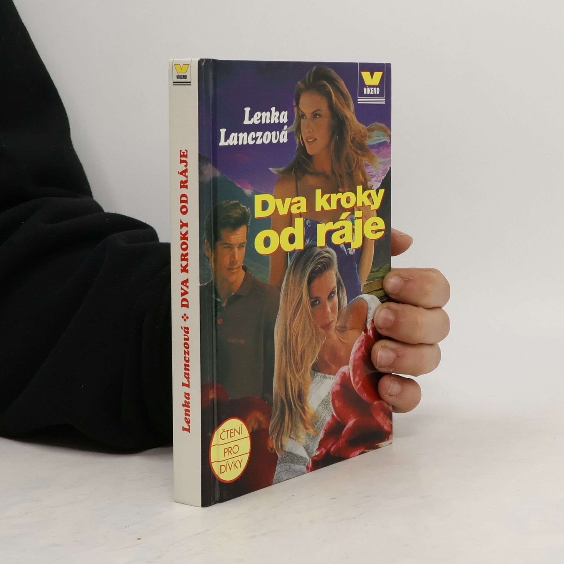 Lenka Lanczová Dva kroky od ráje