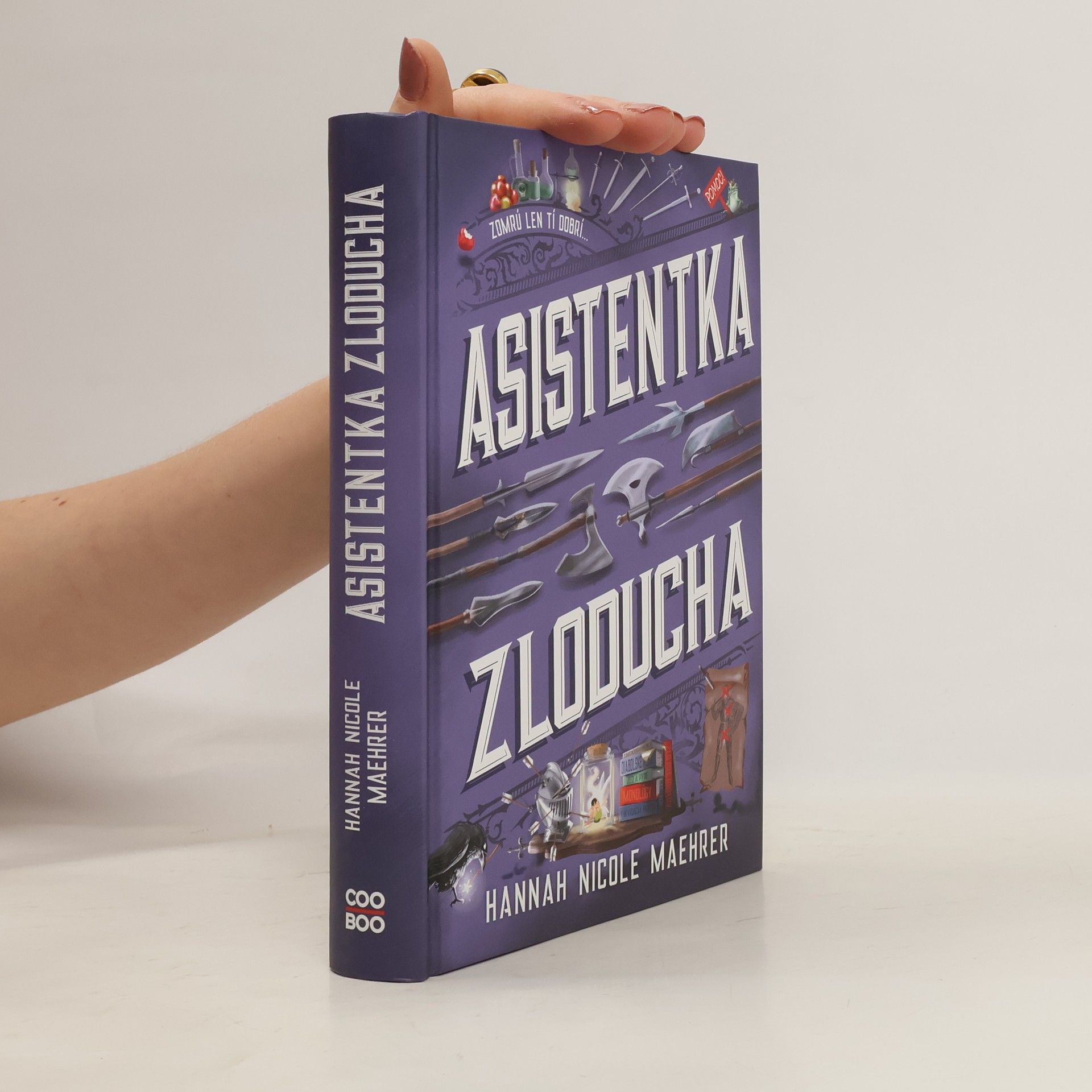 Hannah Nicole Maehrer Asistentka Zloducha