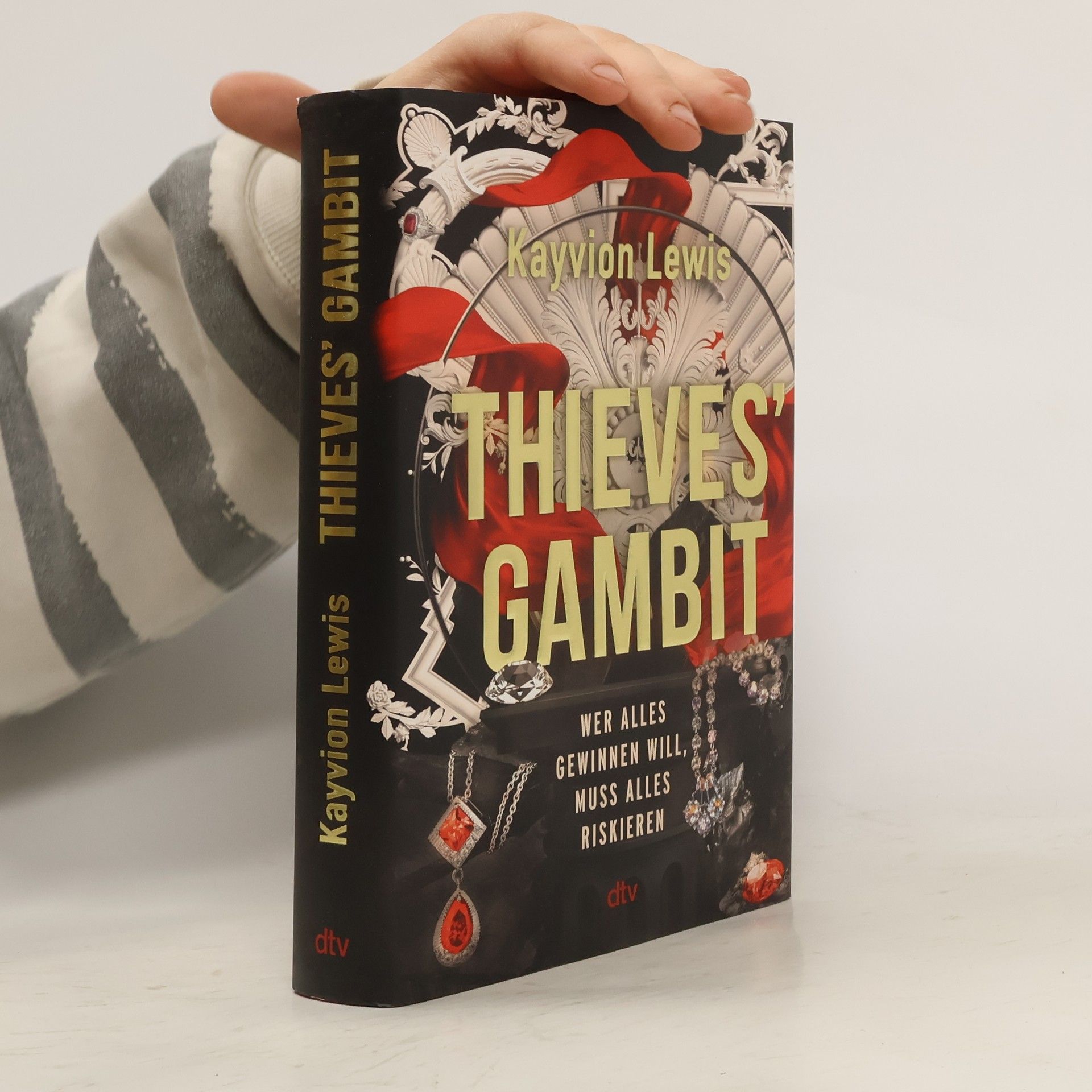 Kayvion Lewis Thieves' Gambit