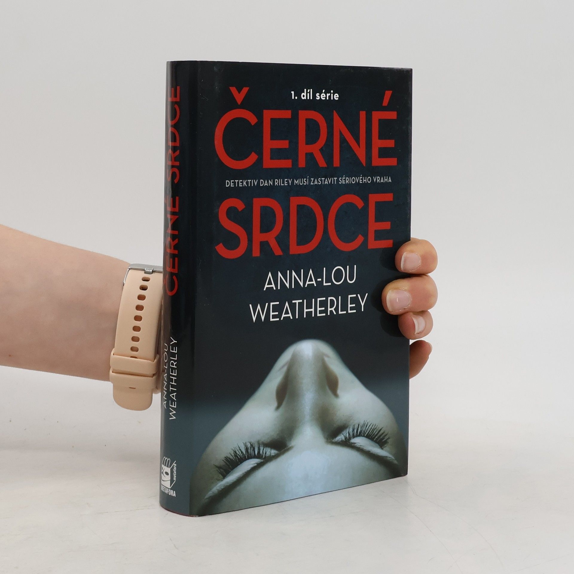 AnnaLouise Weatherley Černé srdce