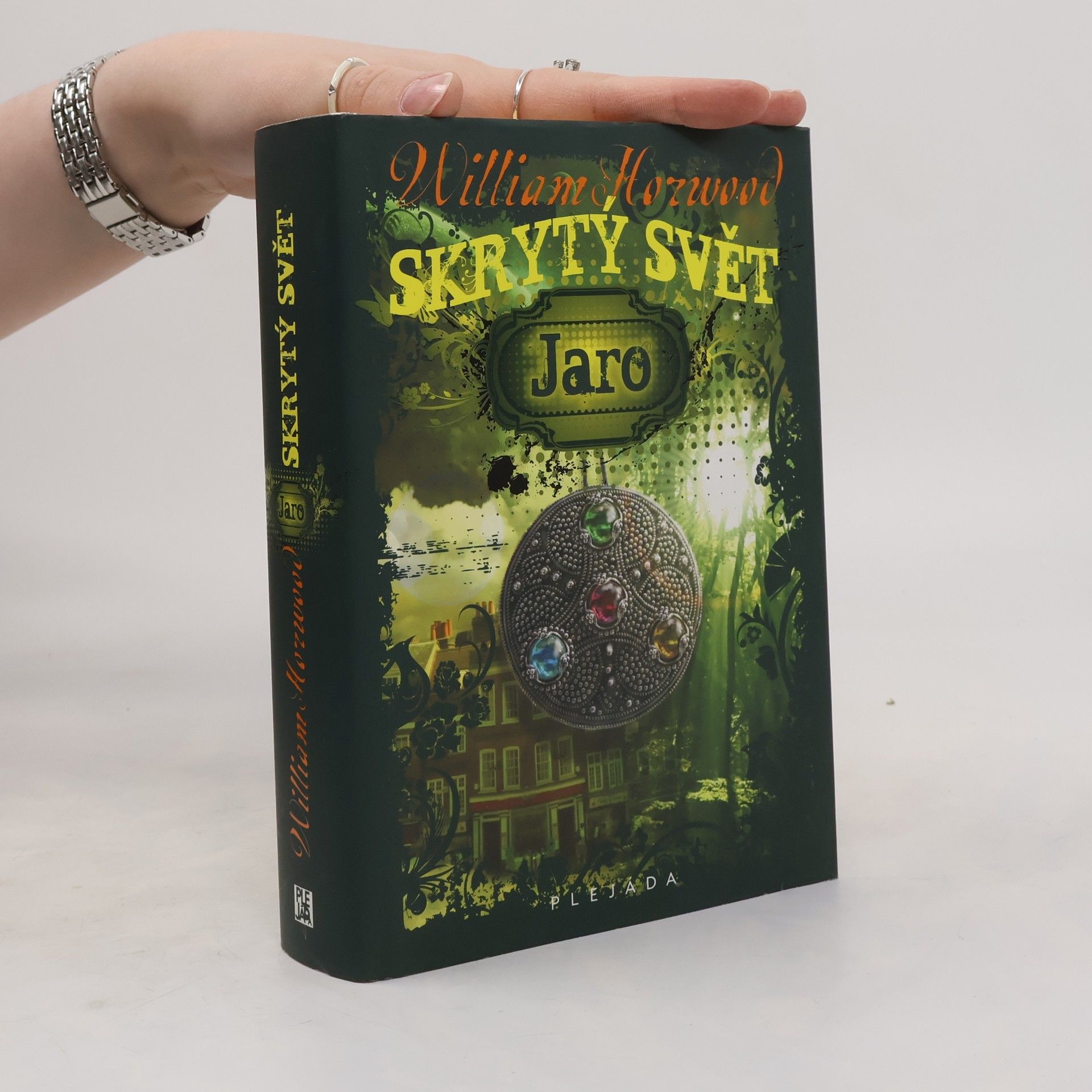 William Horwood Skrytý svět. Jaro