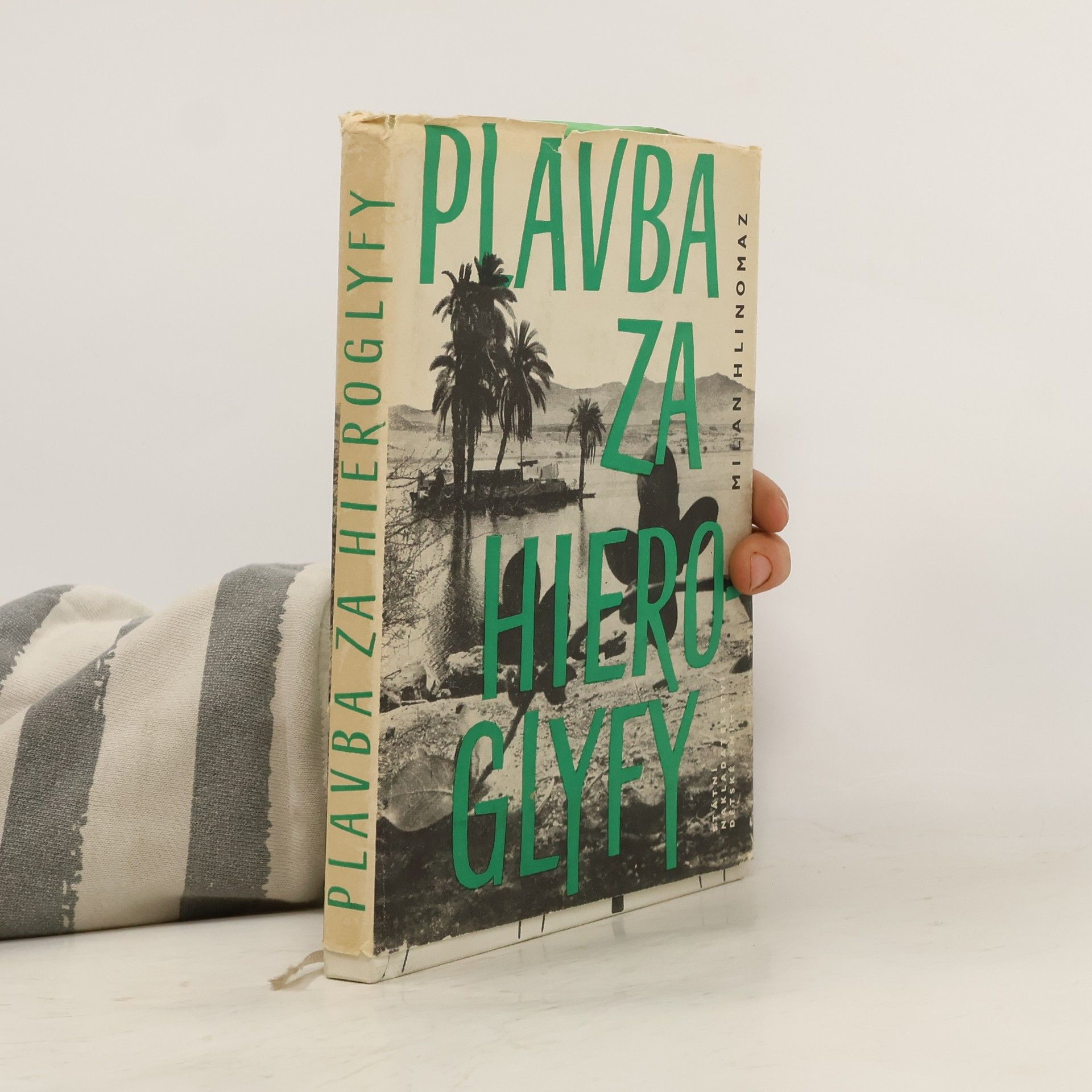 Milan Hlinomaz Plavba za hieroglyfy