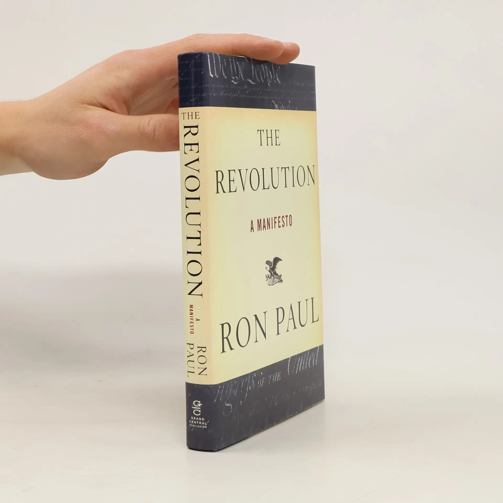 The revolution : a manifesto | Book | Ron Paul | EN