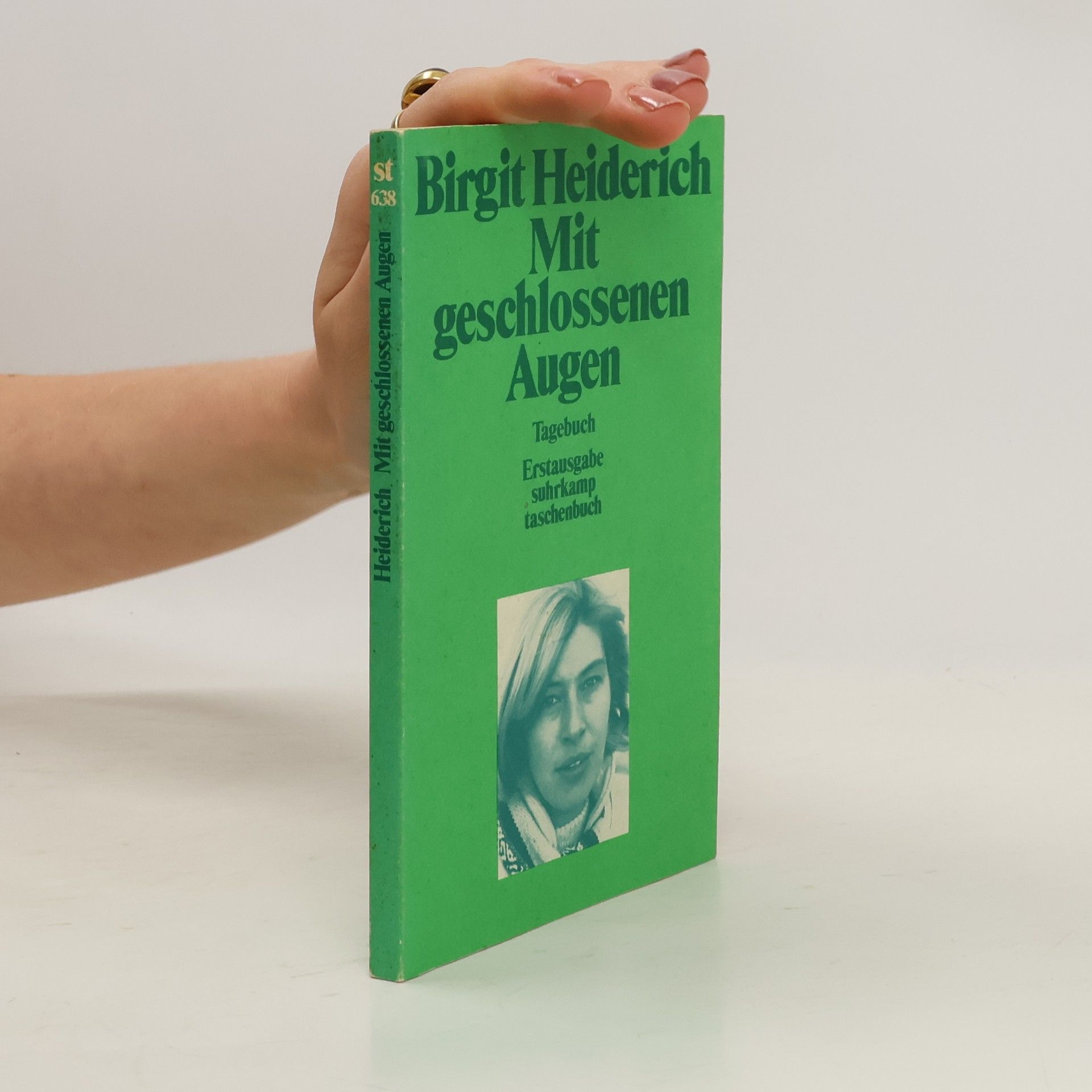 Birgit Heiderich Mit geschlossenen Augen