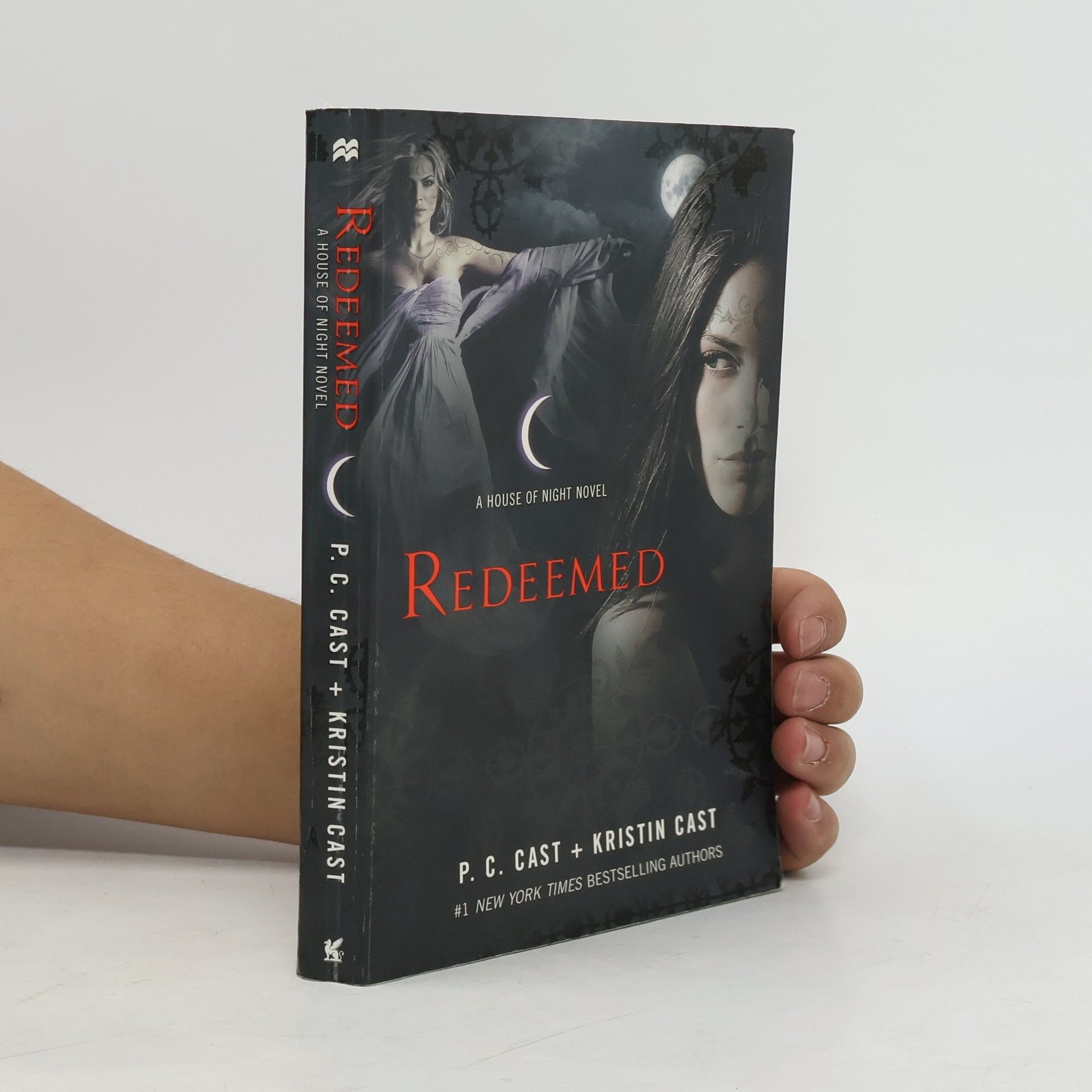 P. C. Castová House of Night - Redeemed. Erlöst, englische Ausgabe