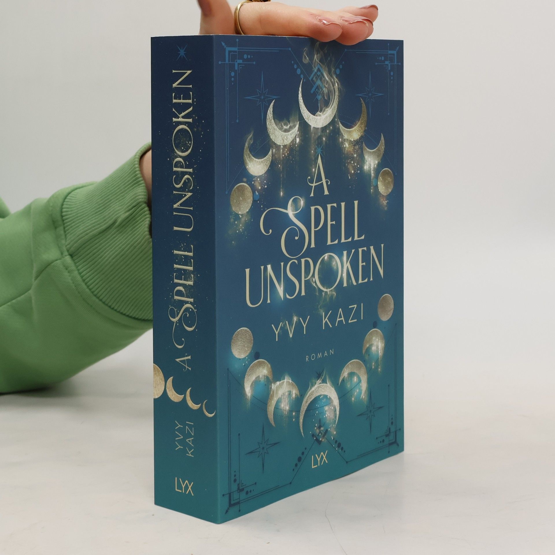 Yvy Kazi A Spell Unspoken