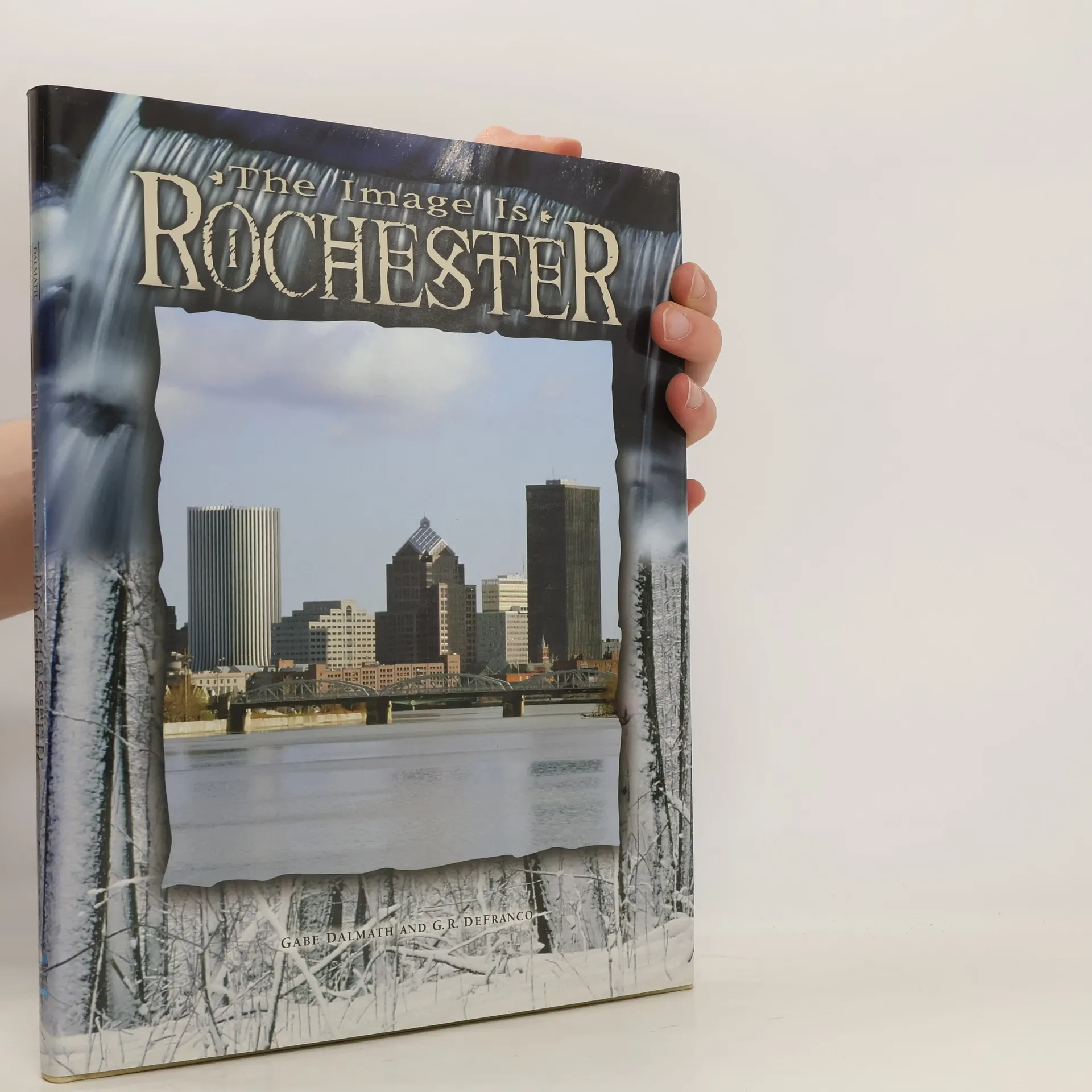 The image is Rochester | Book | Hardcover | Gabe Dalmath | EN