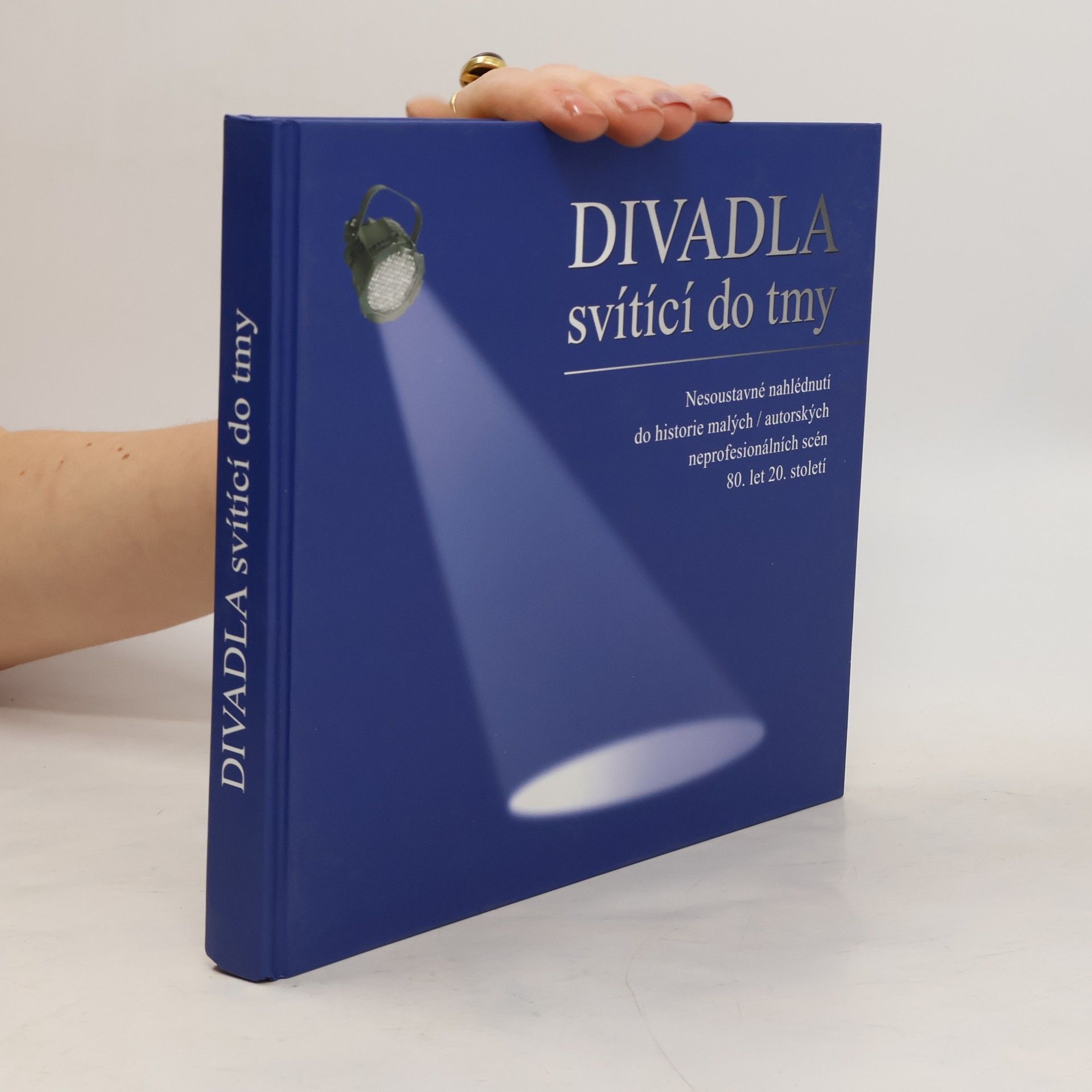 kolektiv Divadla svítící do tmy II