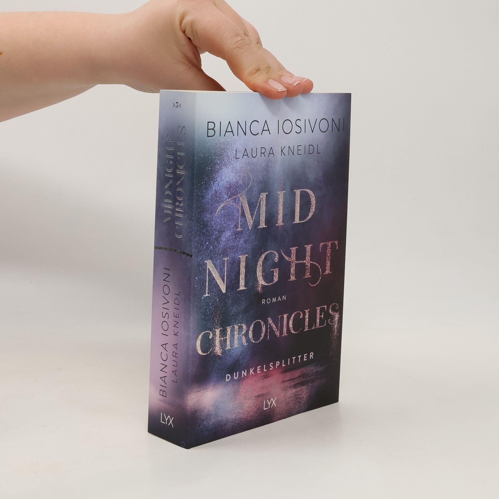 Laura Kneidl Midnight Chronicles