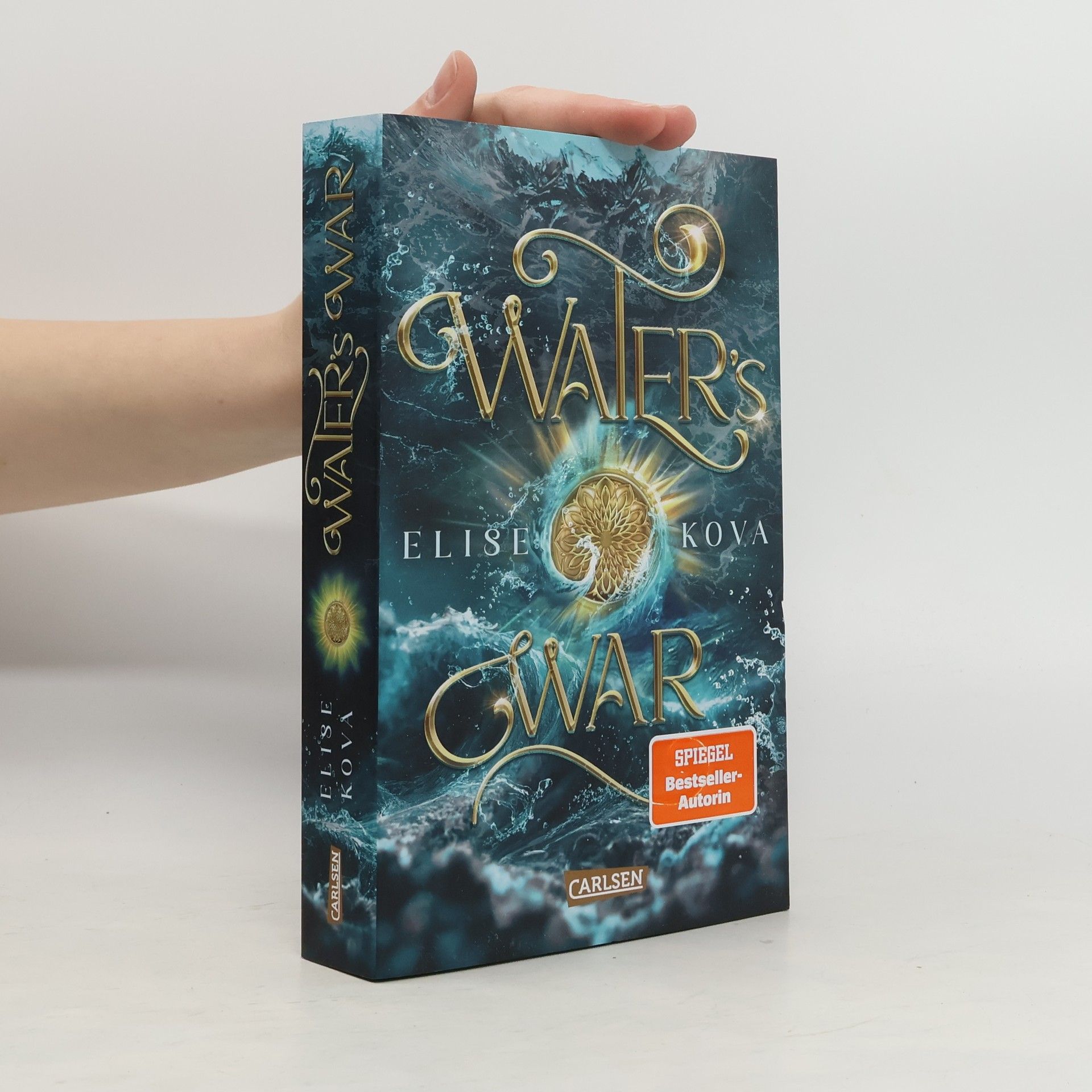 Elise Kova Water's War