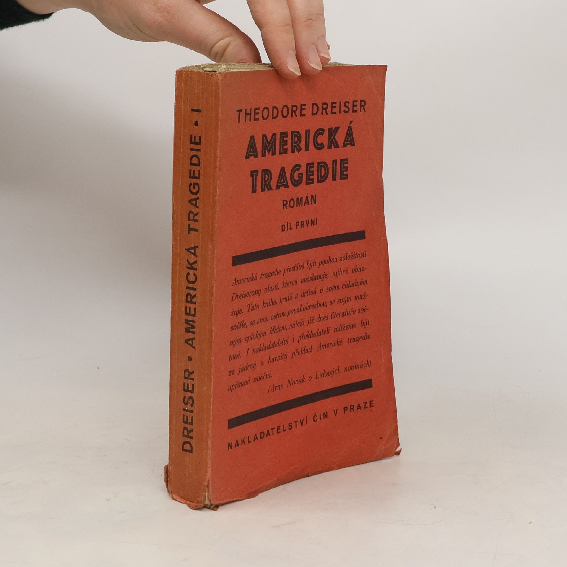 Theodore Dreiser Americká tragedie I