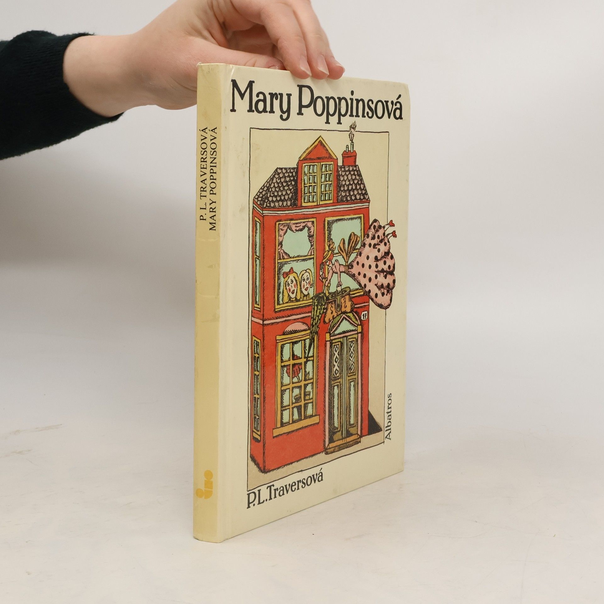 Pamela Lyndon Traversová Mary Poppinsová