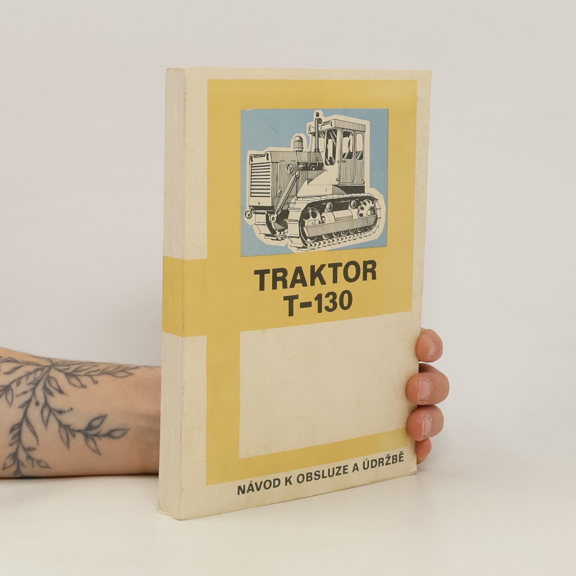 kolektiv Traktor T-130