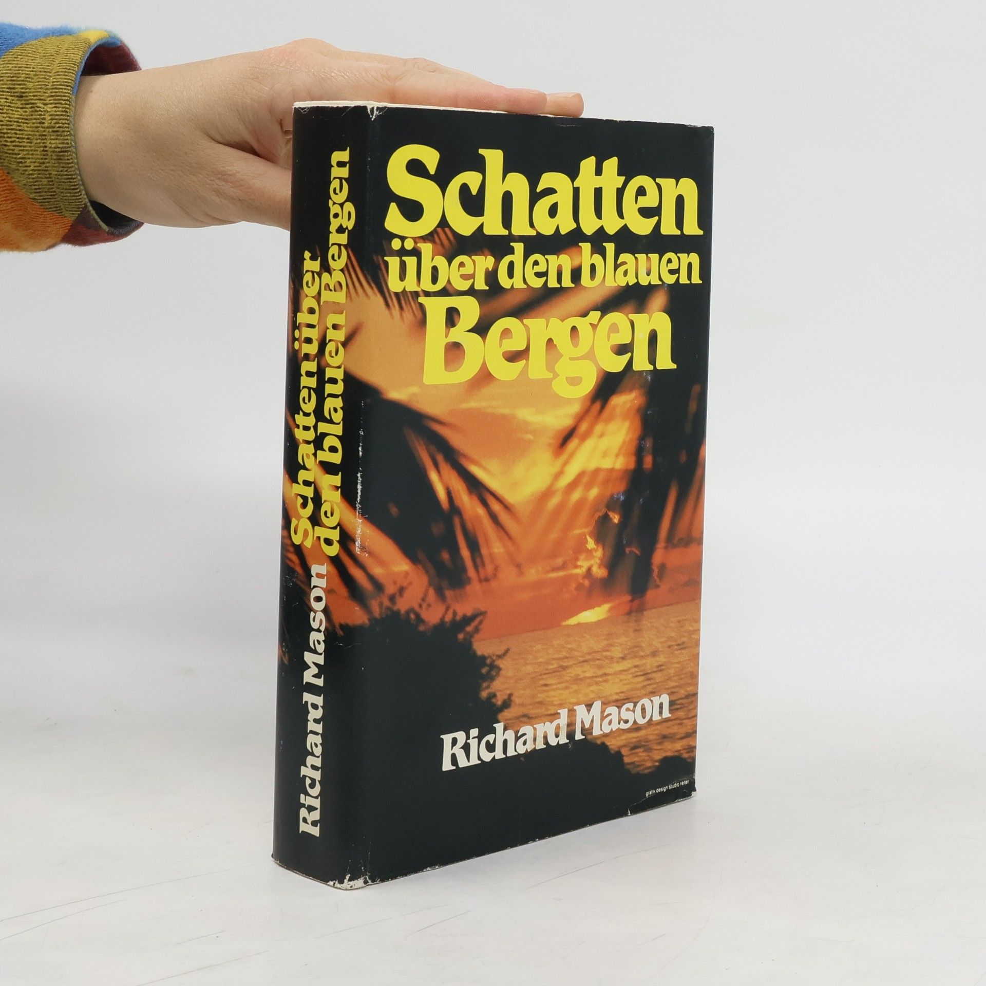 Richard Podaný Schatten über den blauen Bergen