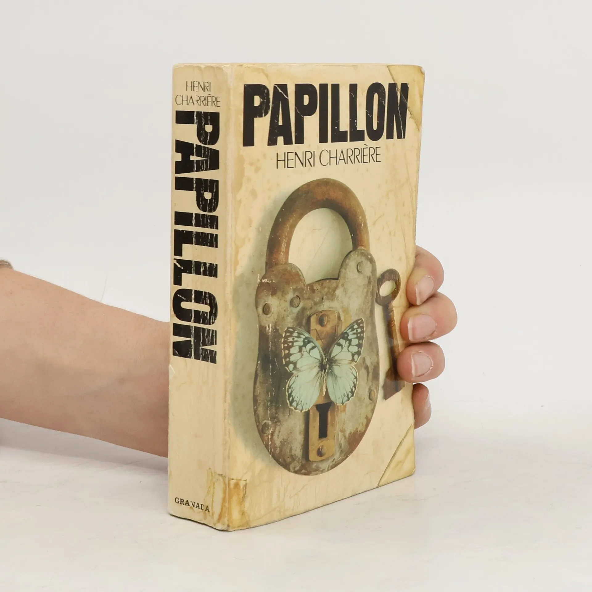 Papillon | Book | Henri Charrière | EN