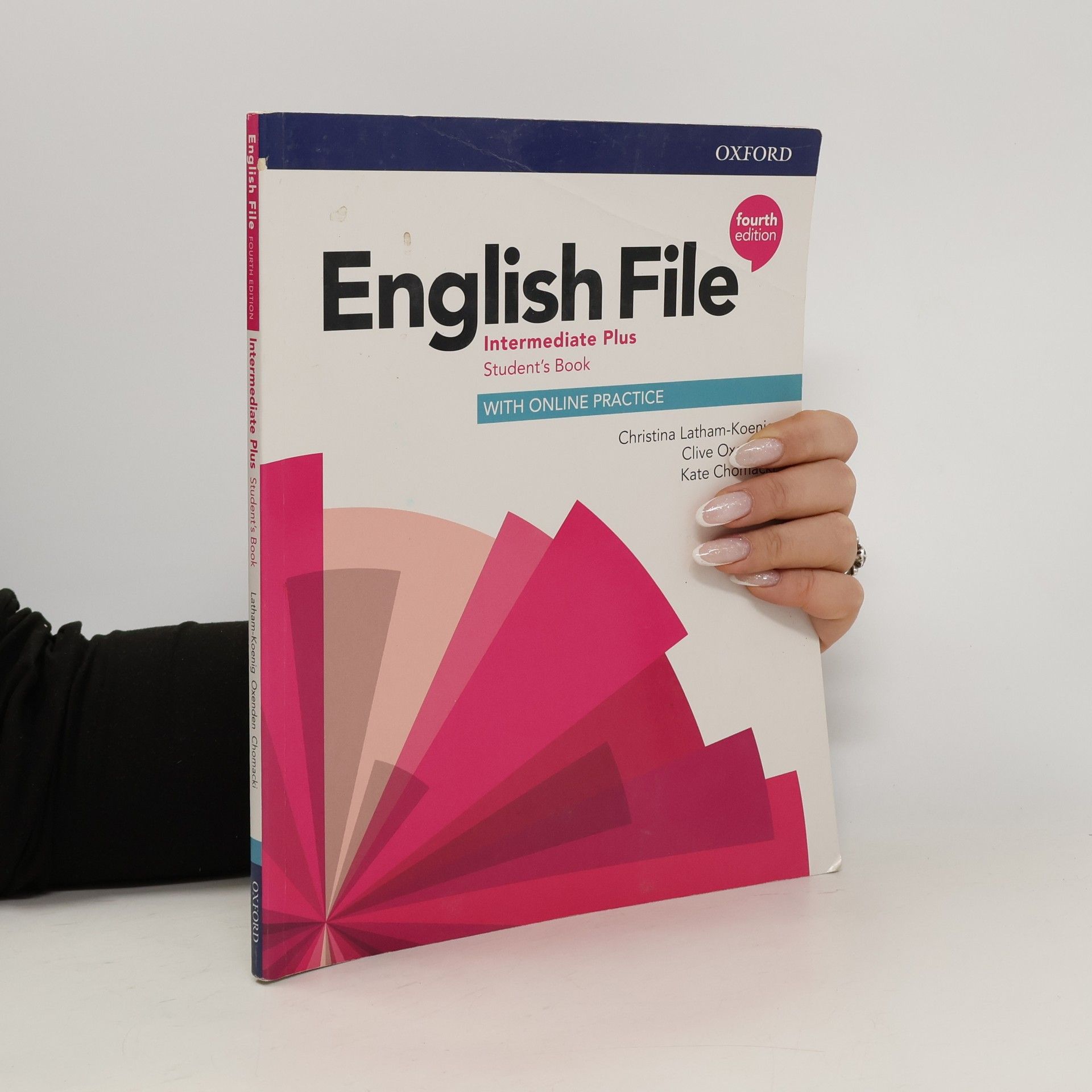Kate Chomacki English file. Intermediate plus : Student's book