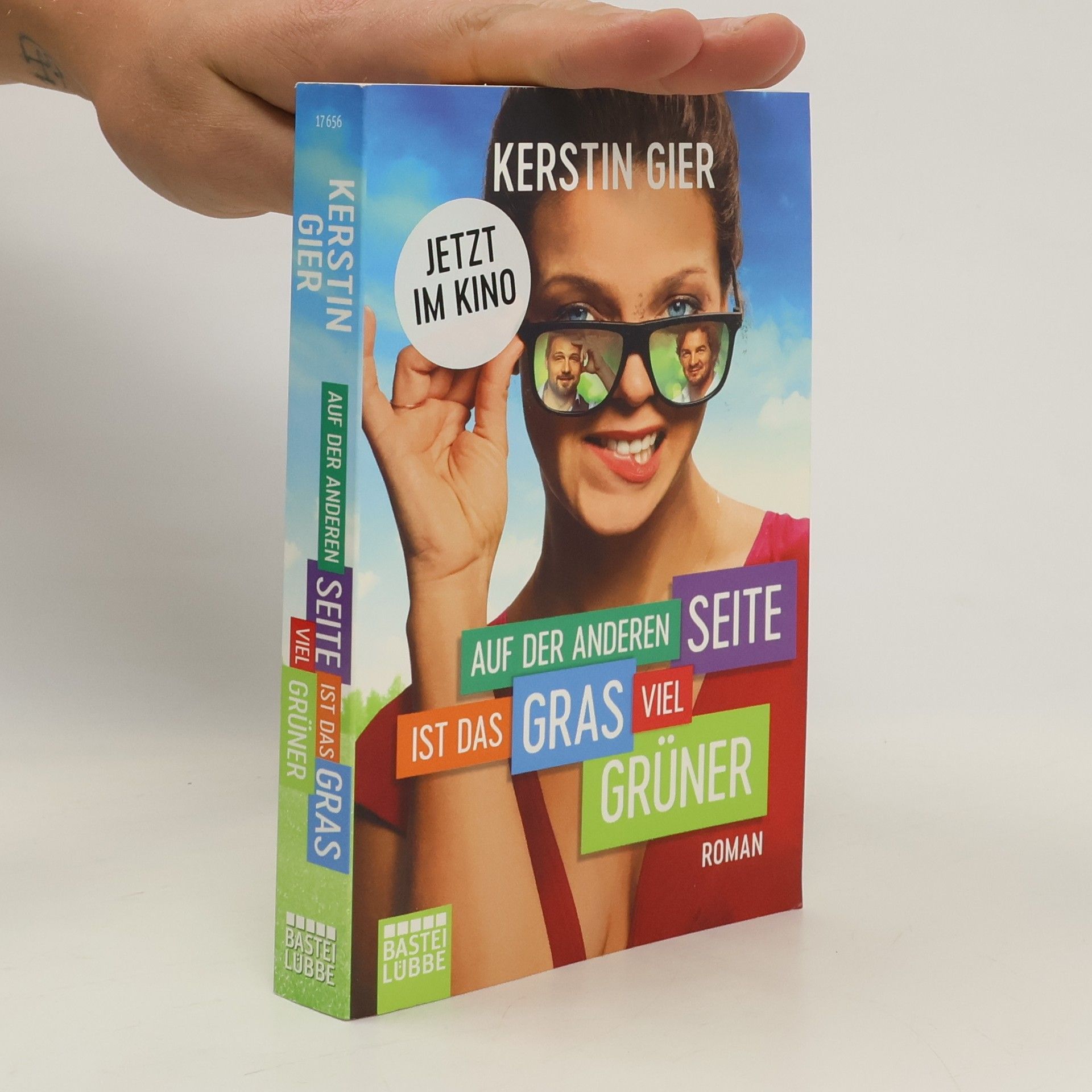 Kerstin Gier Auf der anderen Seite ist das Gras vier grüner