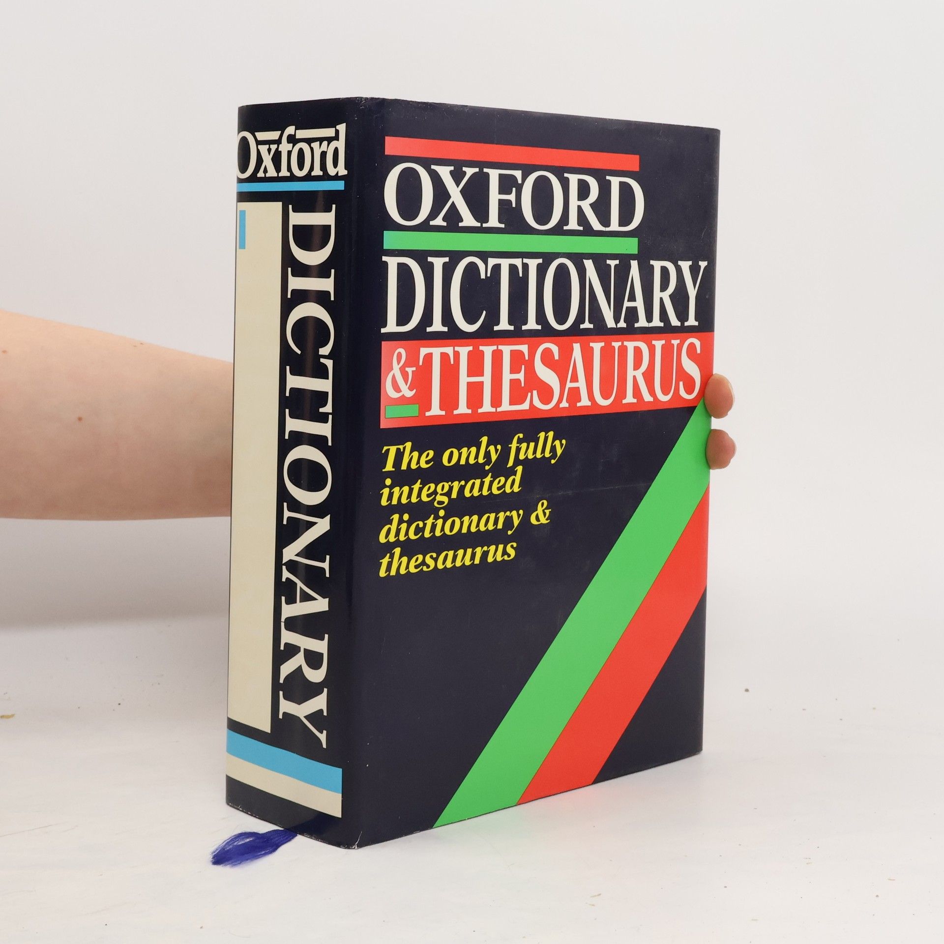 Sara Tulloch The Oxford Dictionary and Thesaurus
