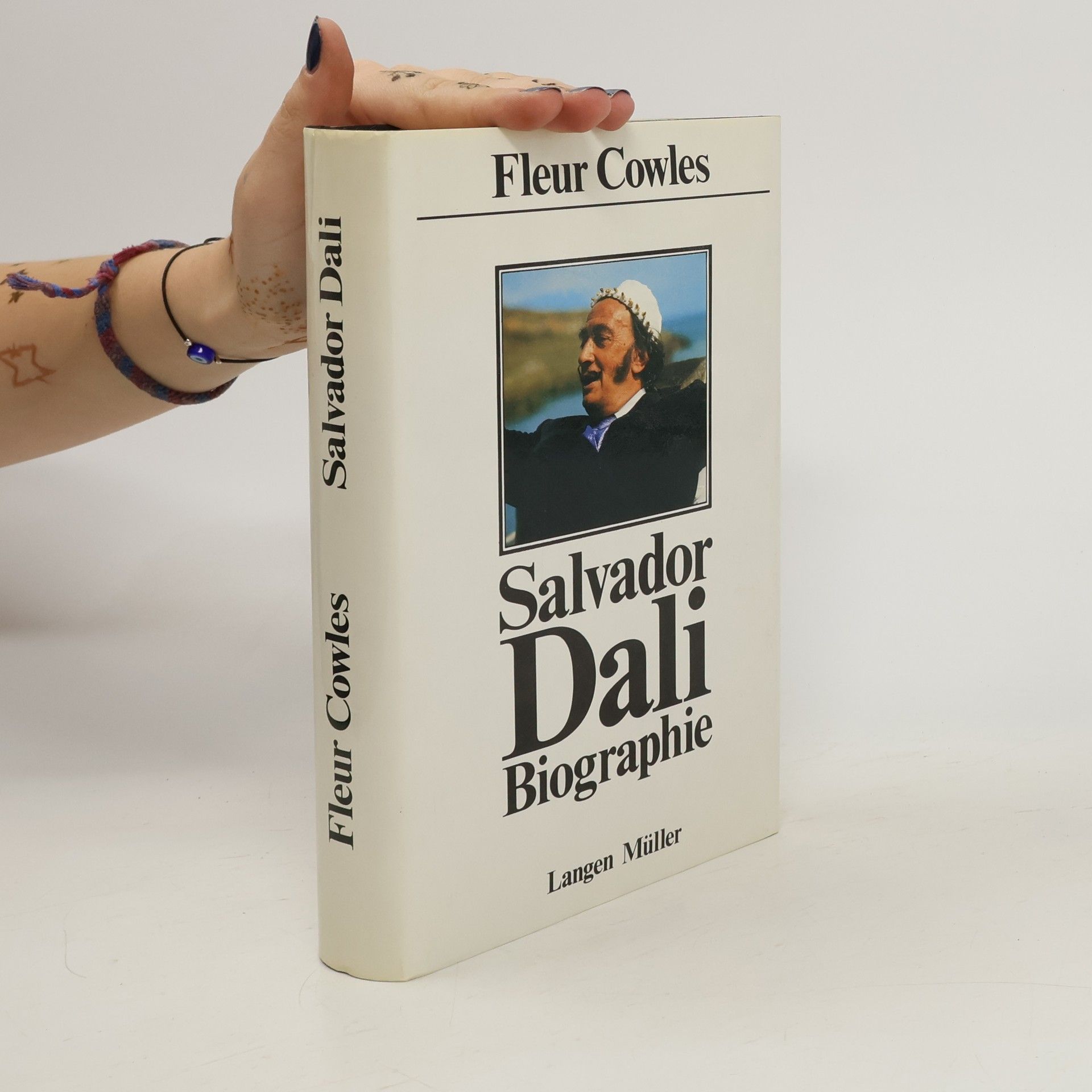 Fleur Cowles Salvador-Dali-Biographie