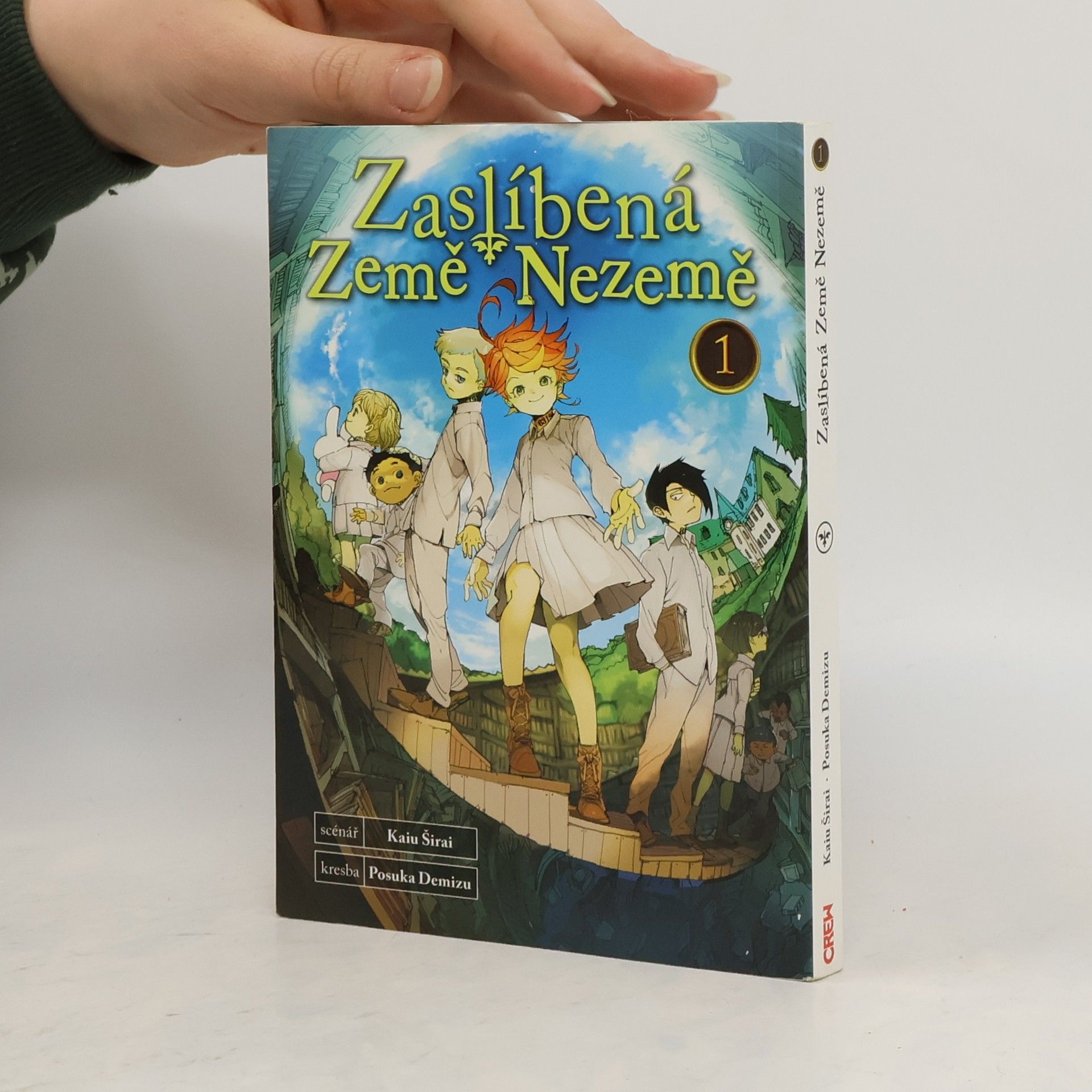 Kaiu Shirai Zaslíbená Země Nezemě 1