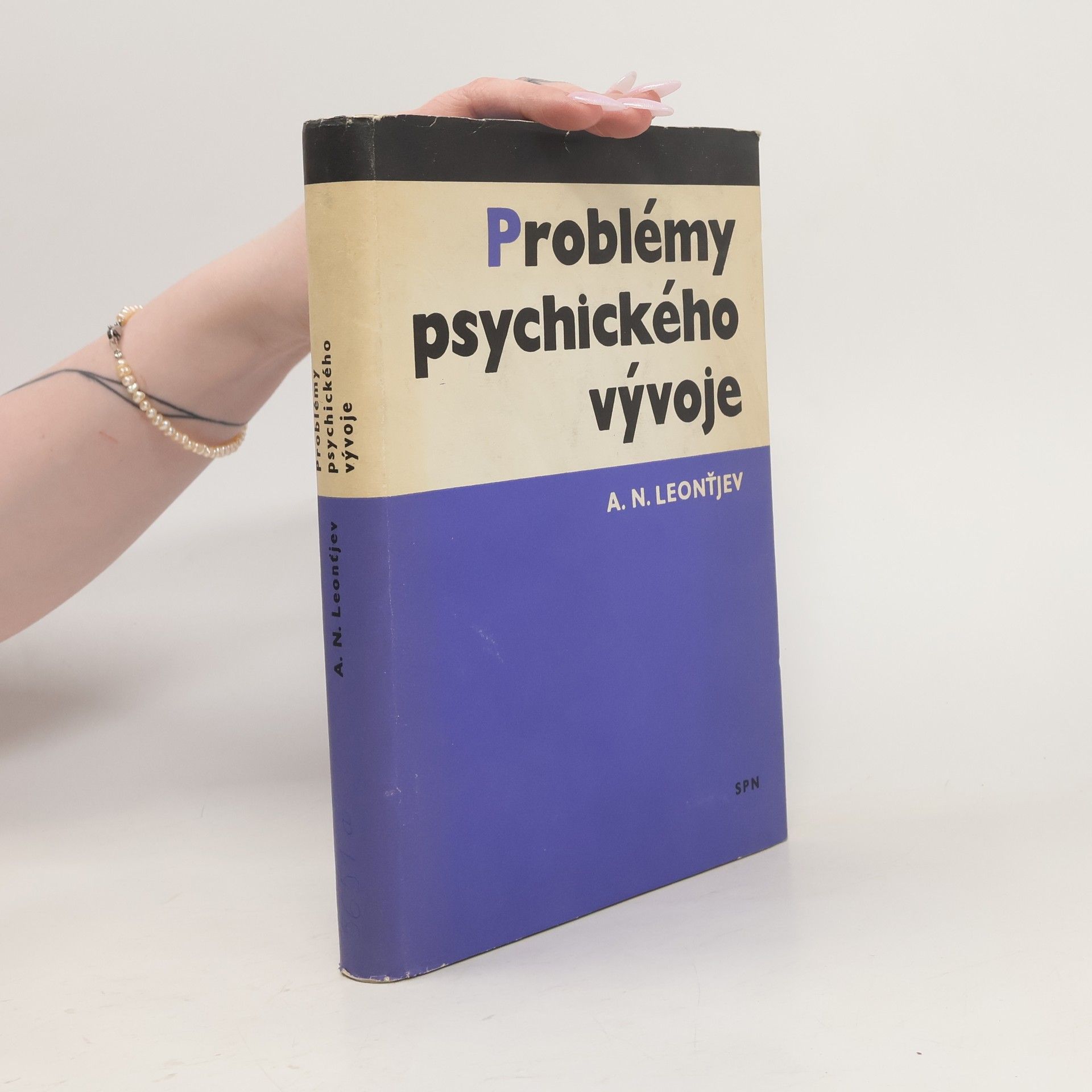 A. Leonťjev Problémy psychického vývoje