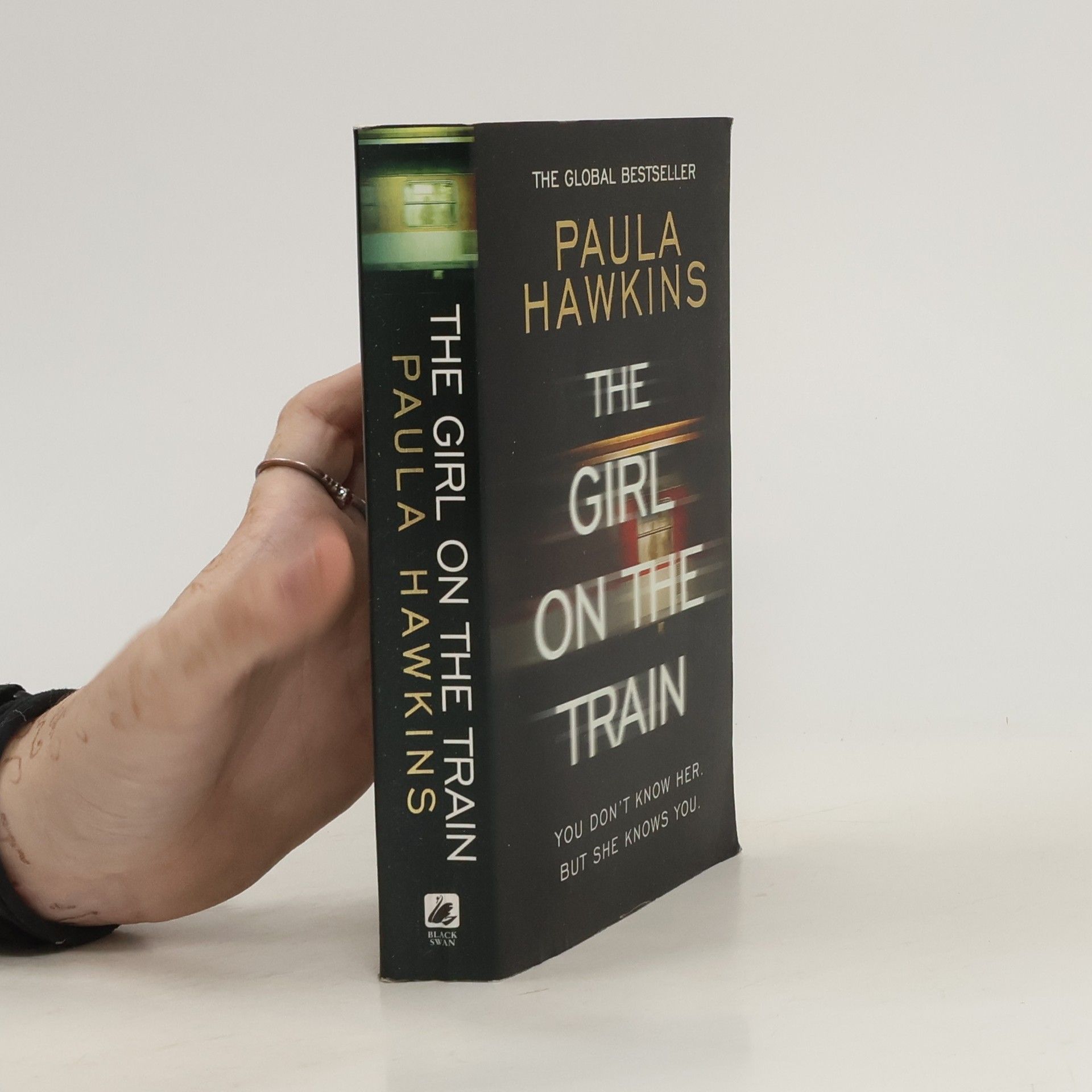 Paula Hawkins The Girl on The Train
