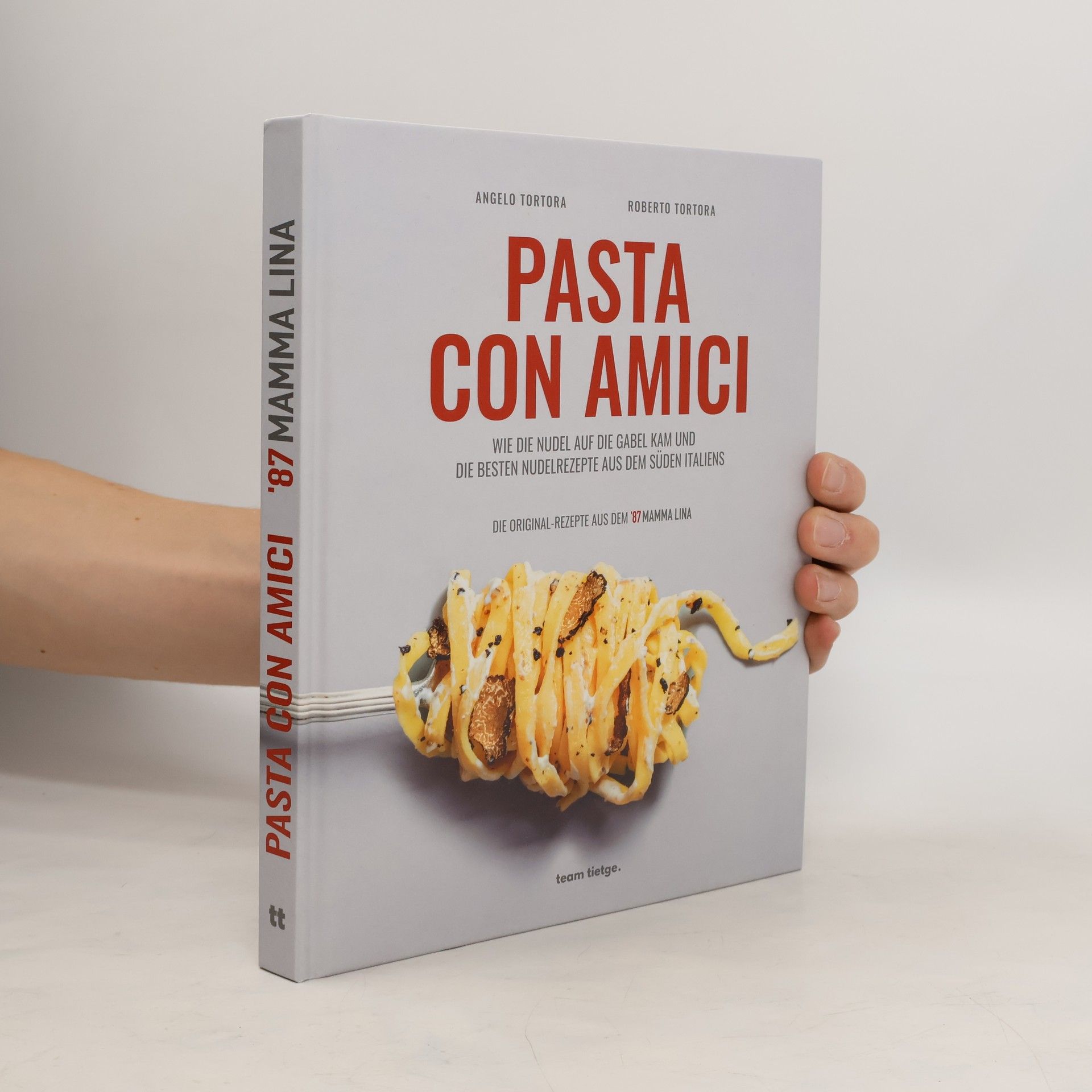 Angelo Tortora Pasta con amici