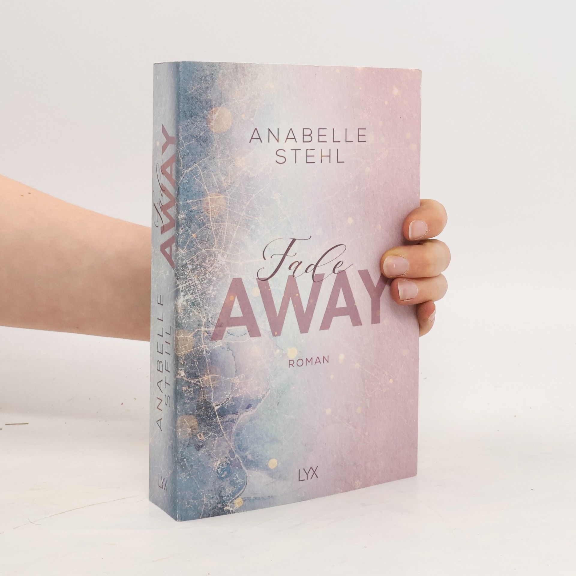 Anabelle Stehl Fadeaway