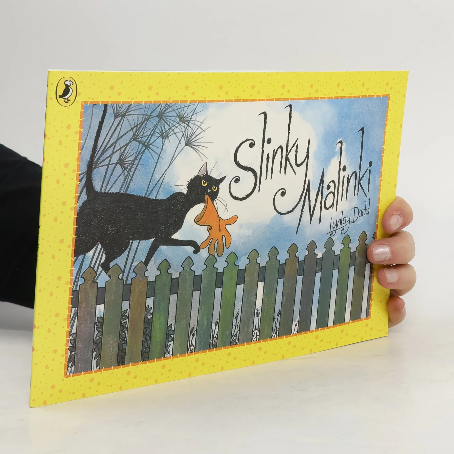 Slinky Malinki | Book | Lynley Dodd | EN