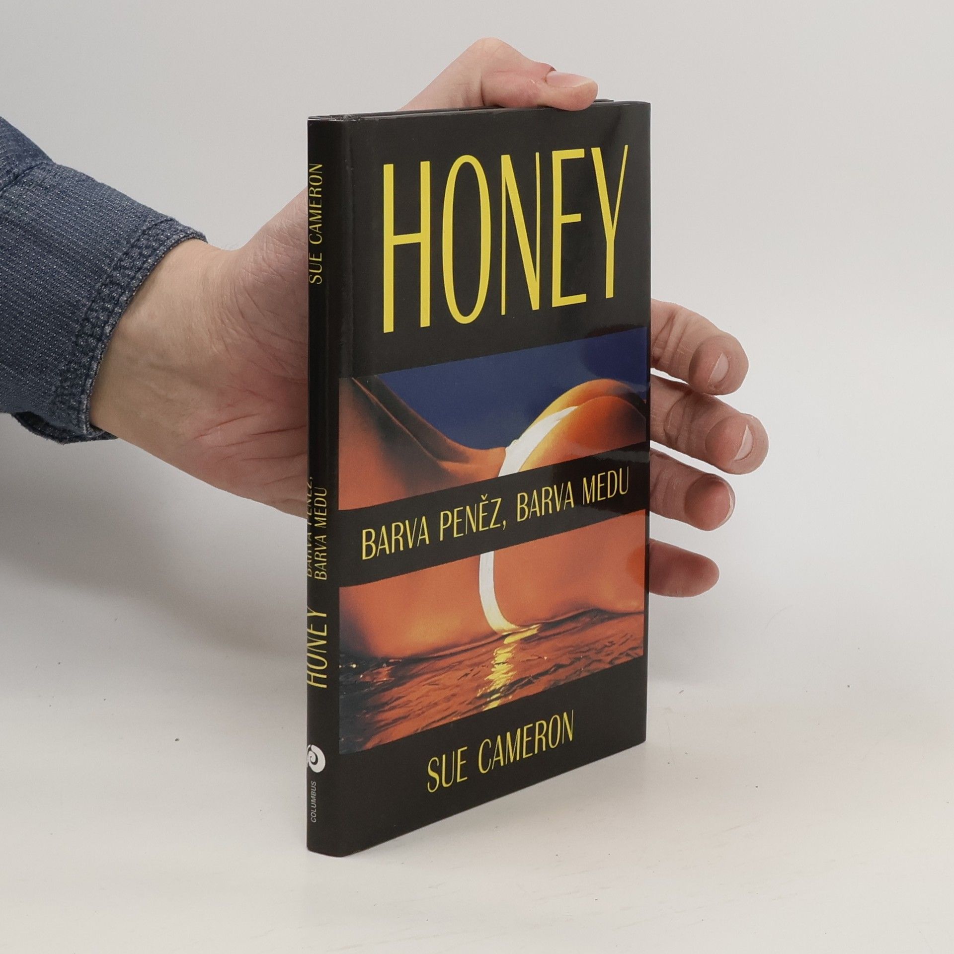 Sue Cameron HONEY Barva peněz, barva medu