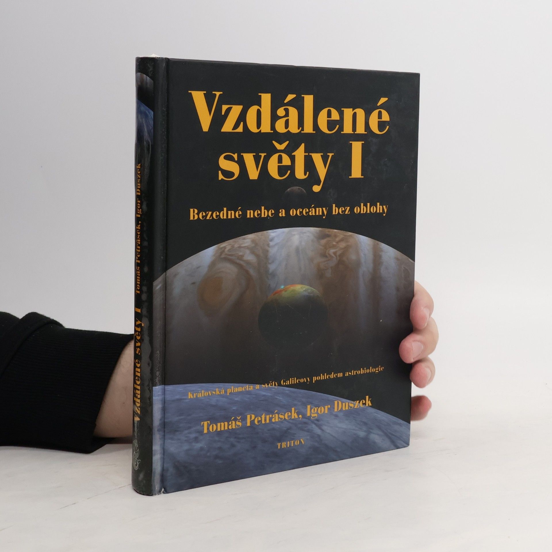 Tomáš Petrásek Vzdálené světy. I