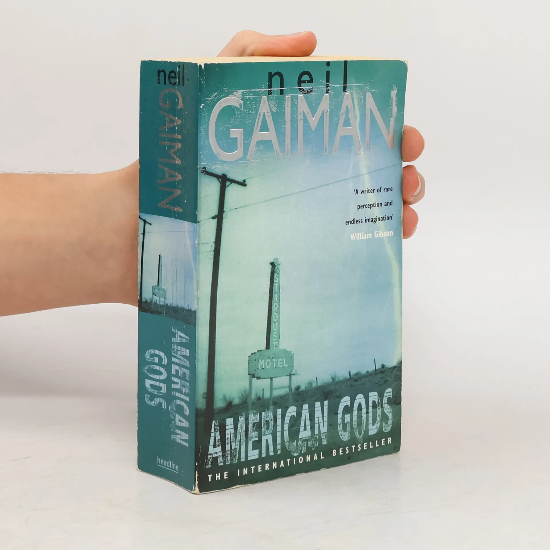 American gods | Kniha | mäkká | Neil Gaiman | EN