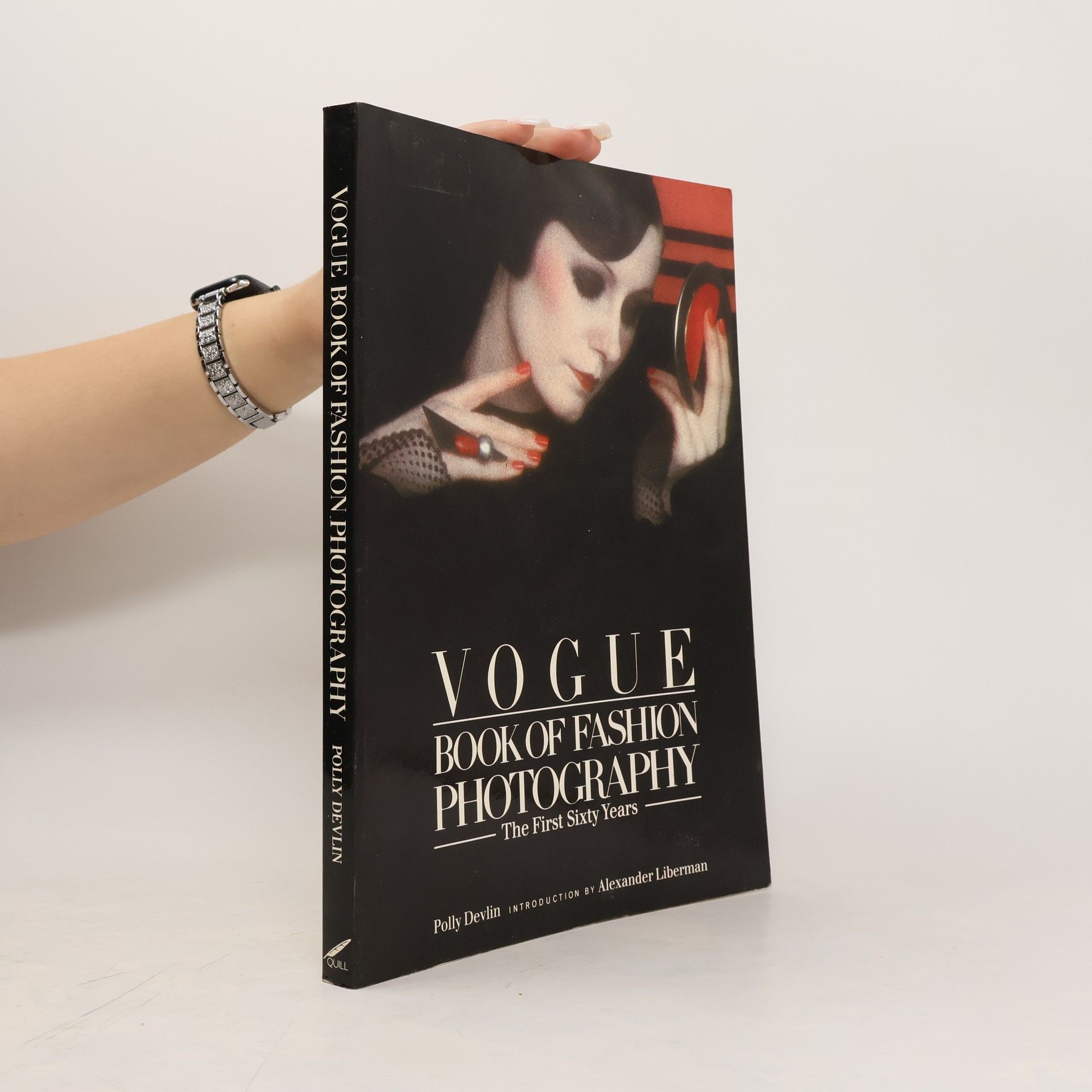 Polly Devlin Vogue Book of Fashion Photography