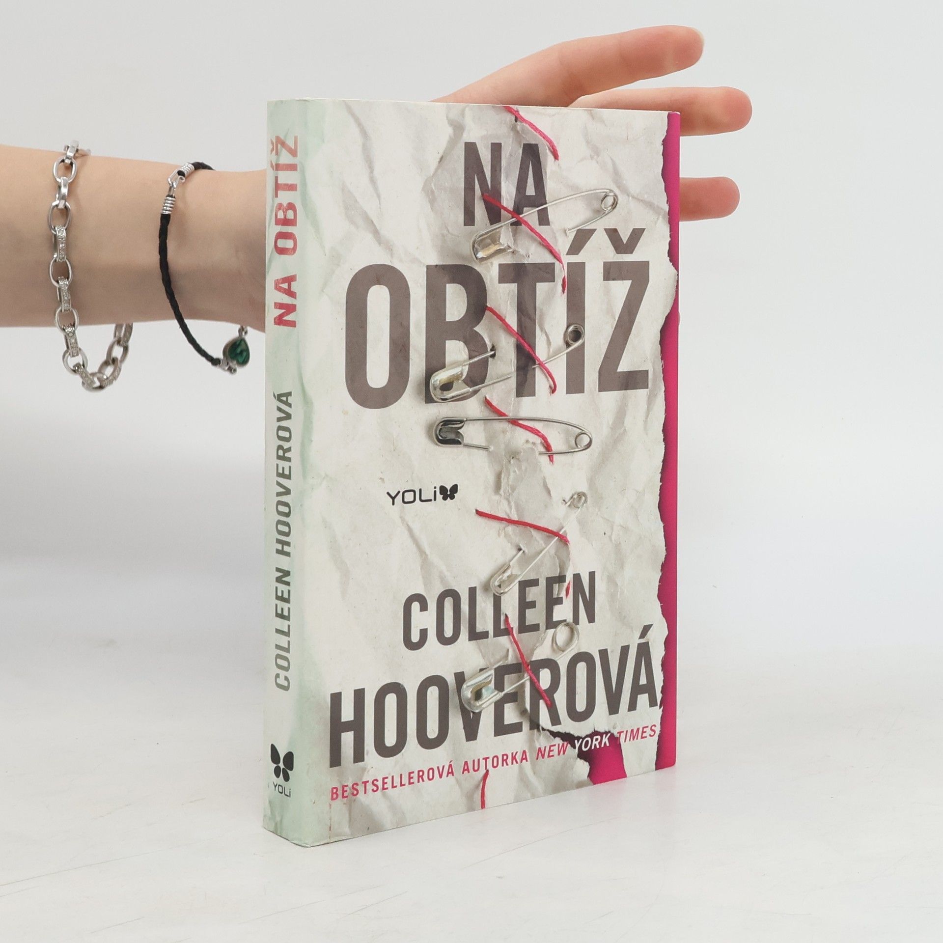Colleen Hoover Na obtíž