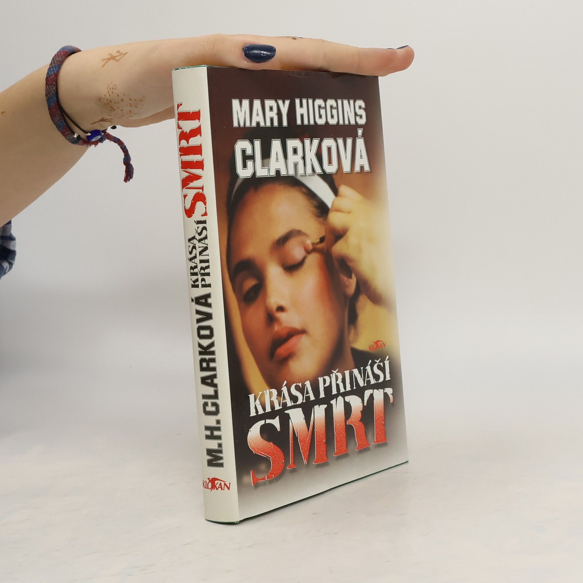 Mary Higgins Clark Krása přináší smrt