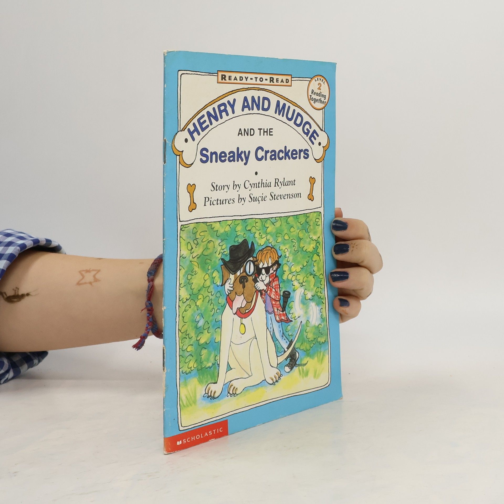 Cynthia Rylant Henry and Mudge and the Sneaky Crackers