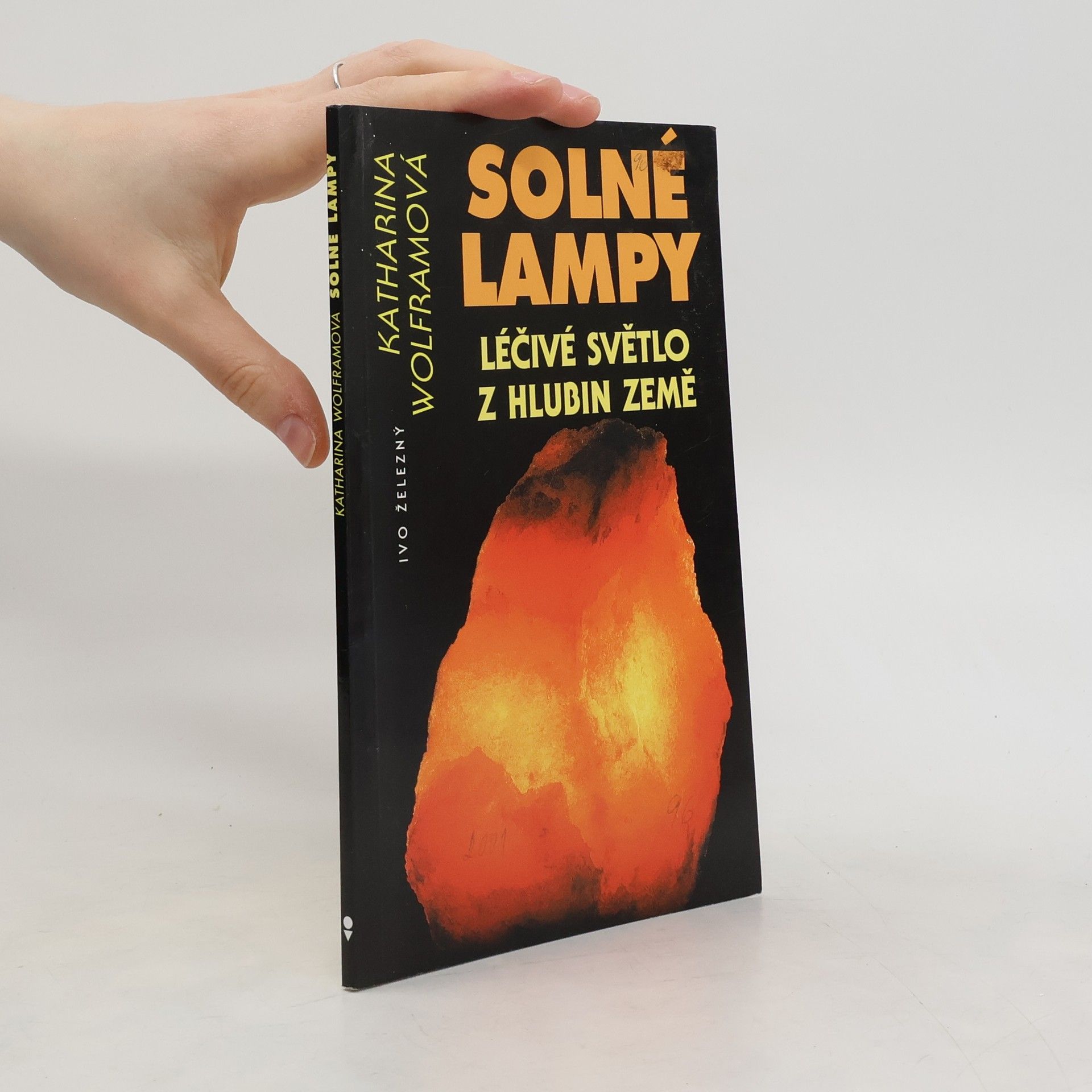 Iva Zündorf Solné lampy