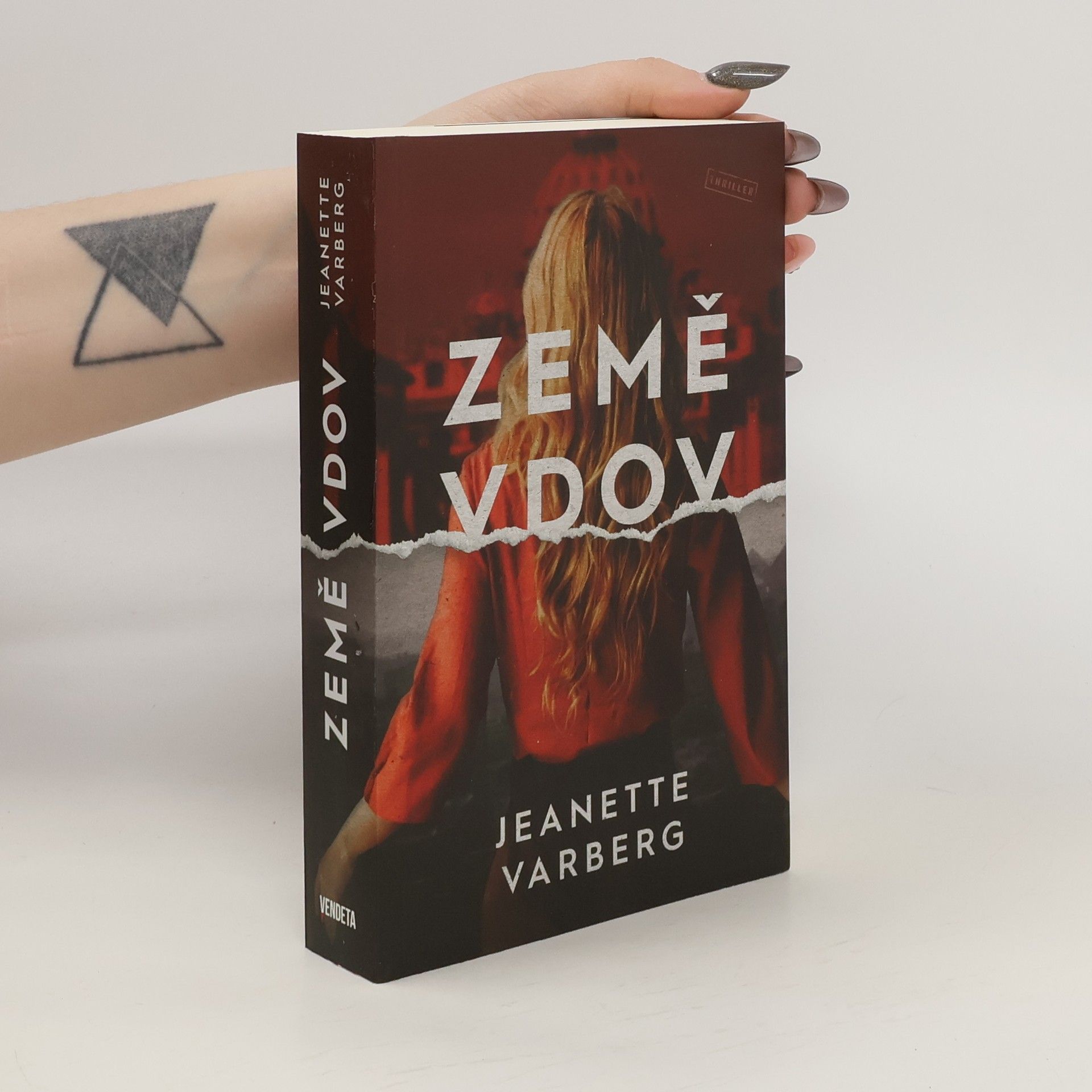 Jeanette Varberg Země vdov