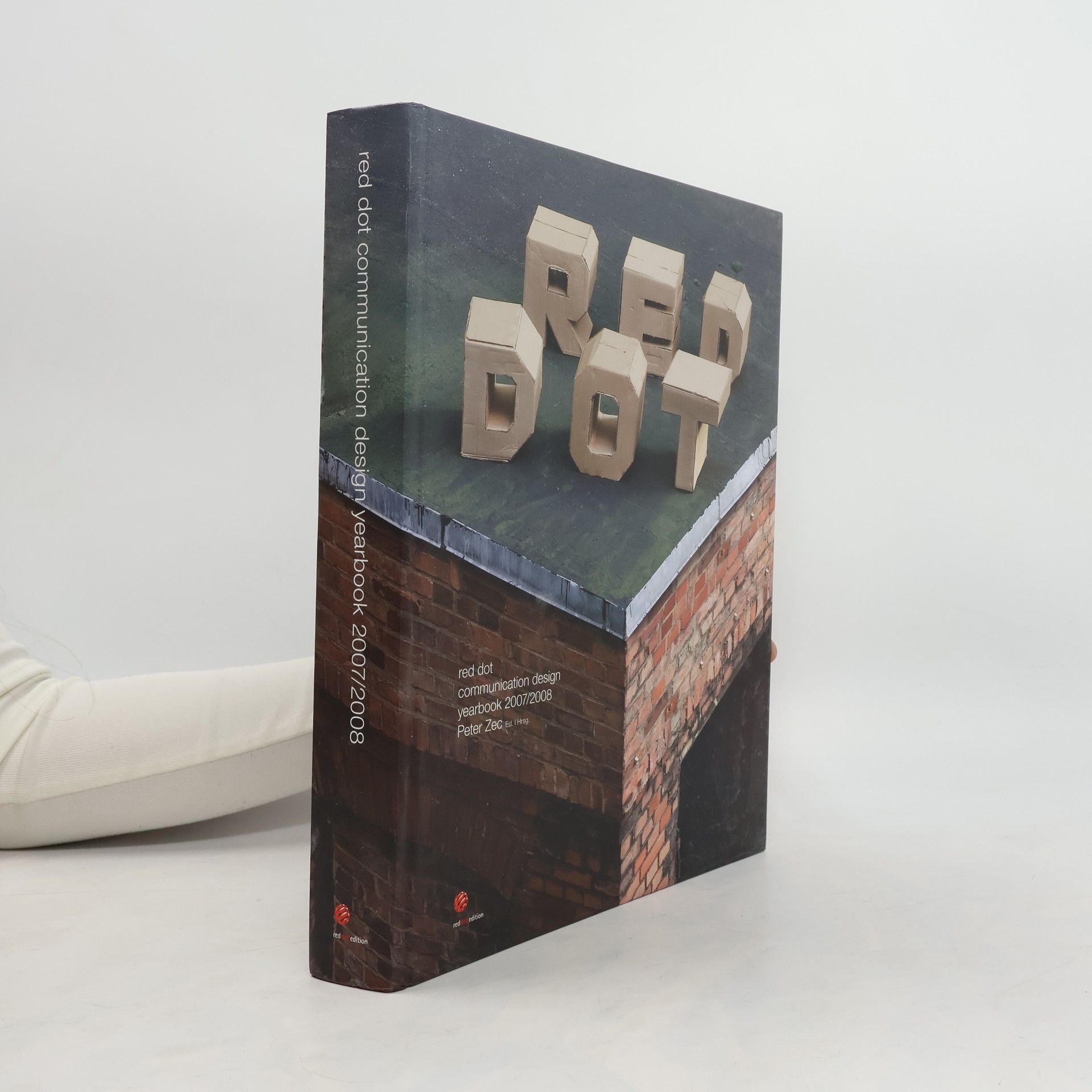 Peter Zec Red dot communication design yearbook 2007
