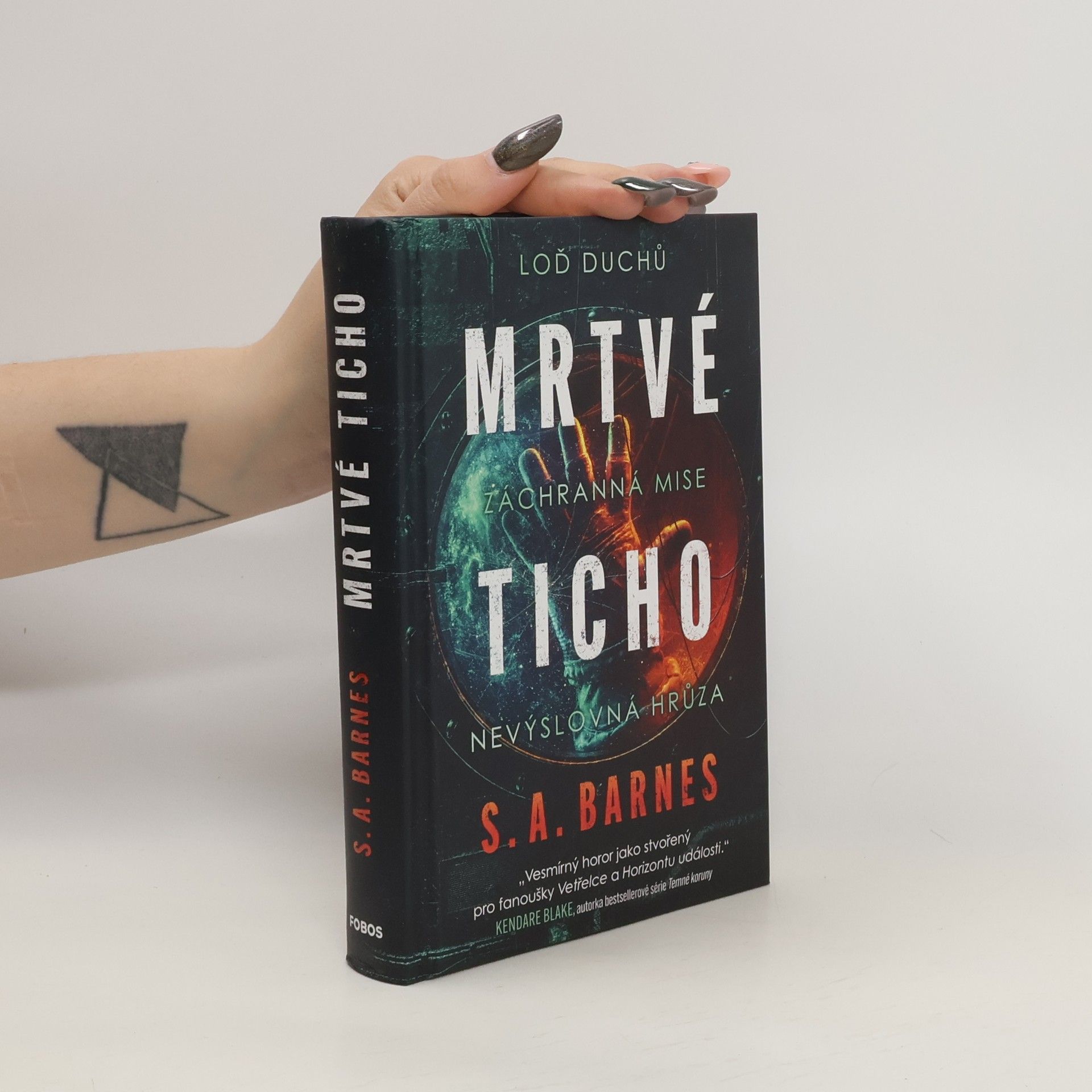 S. A. Barnes Mrtvé ticho