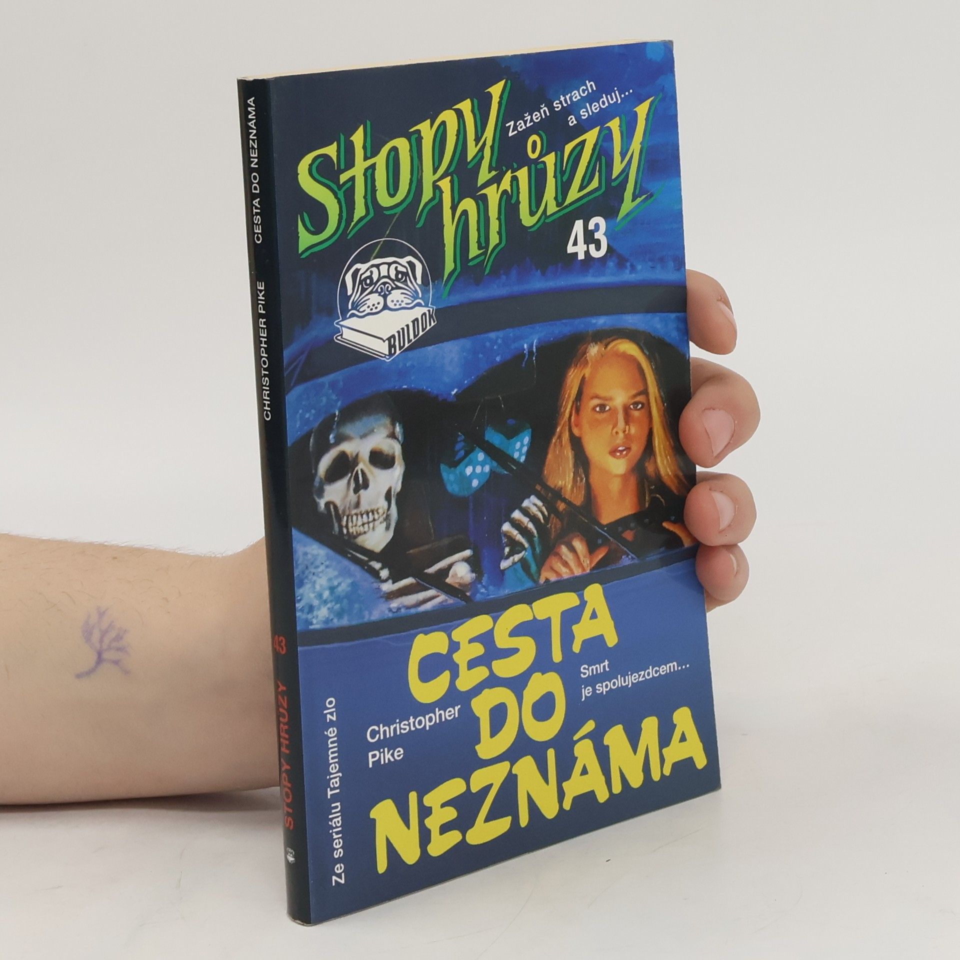 Christopher Pike Cesta do neznáma. Stopy hrůzy 44