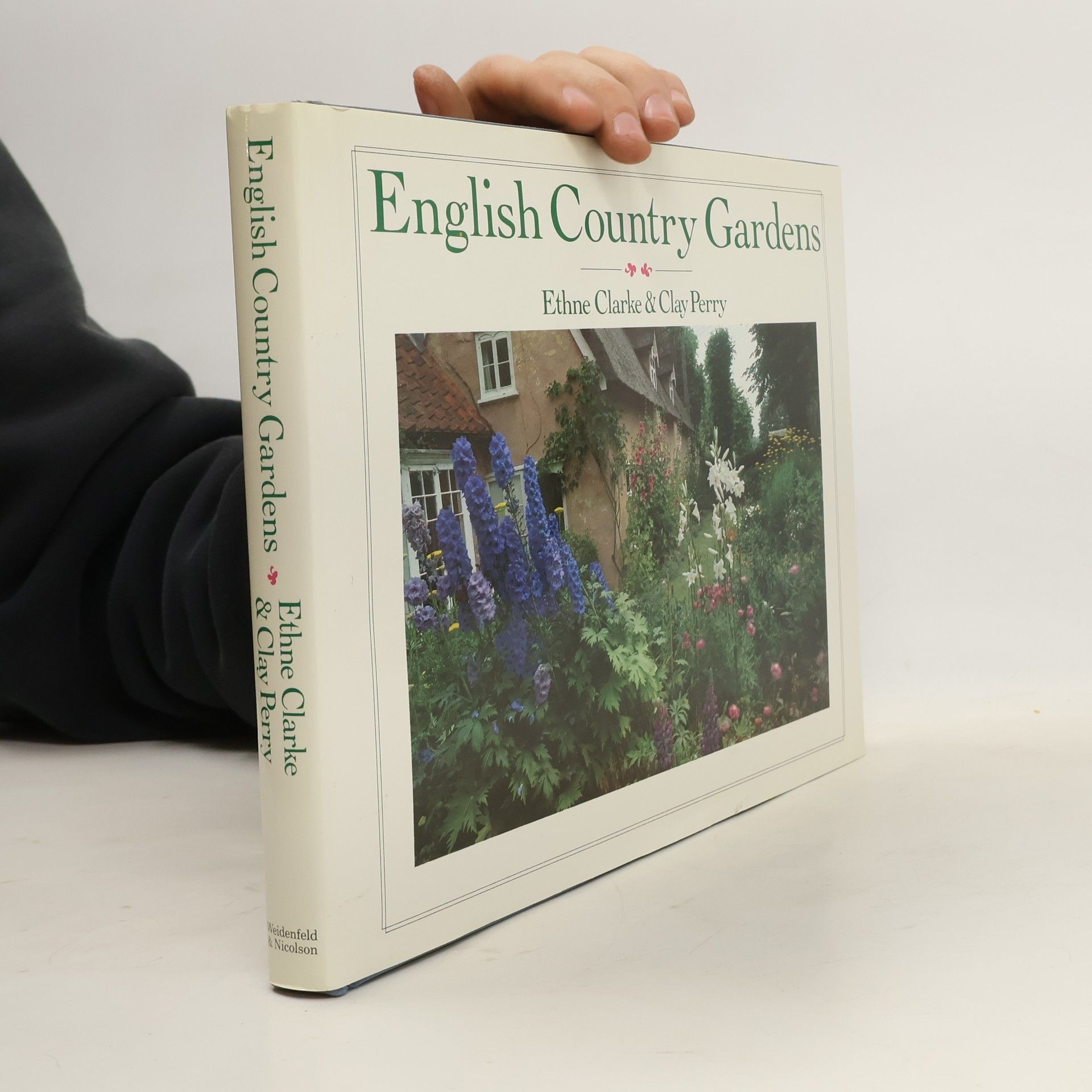 Ethne Clarke English Country Gardens
