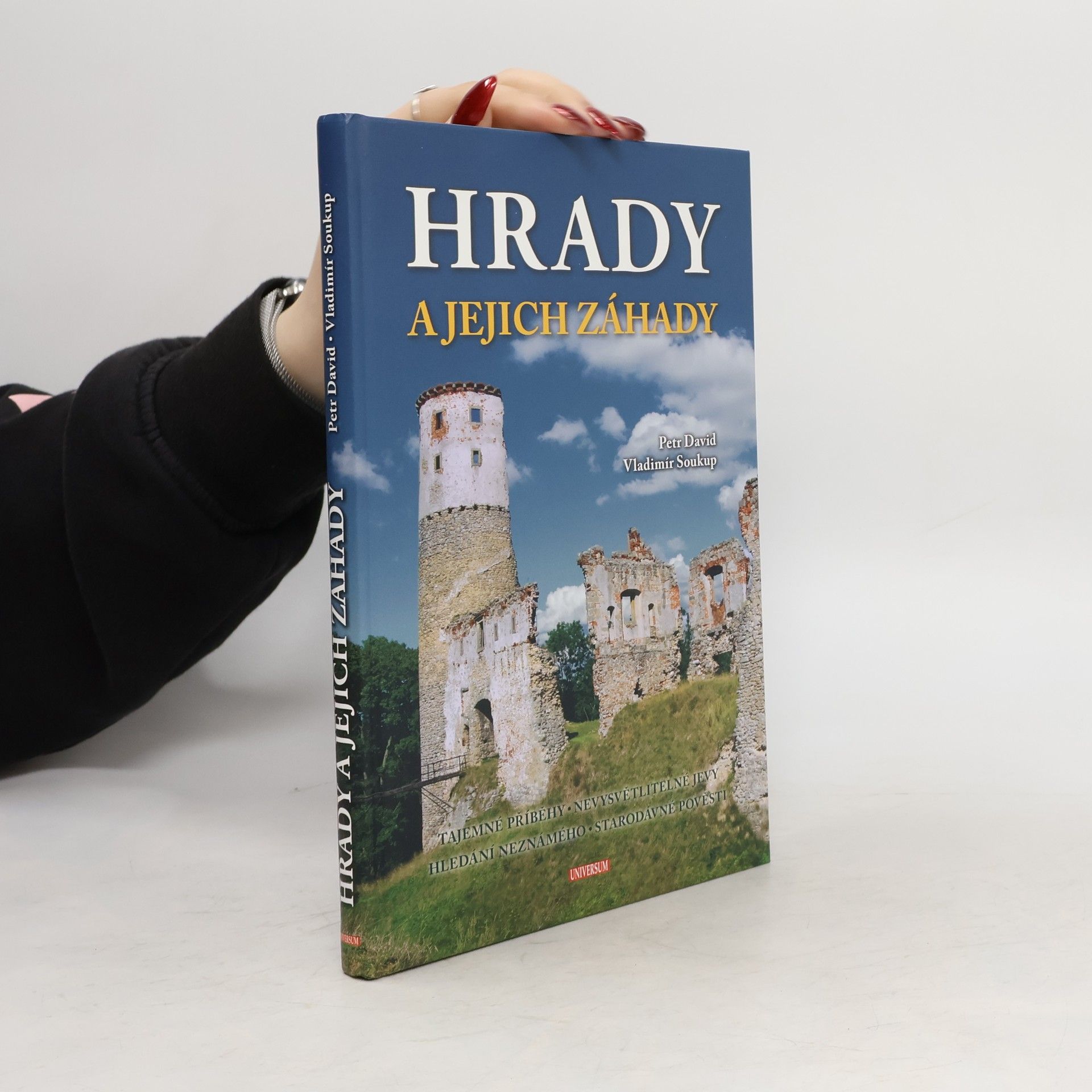 P. David Hrady a jejich záhady