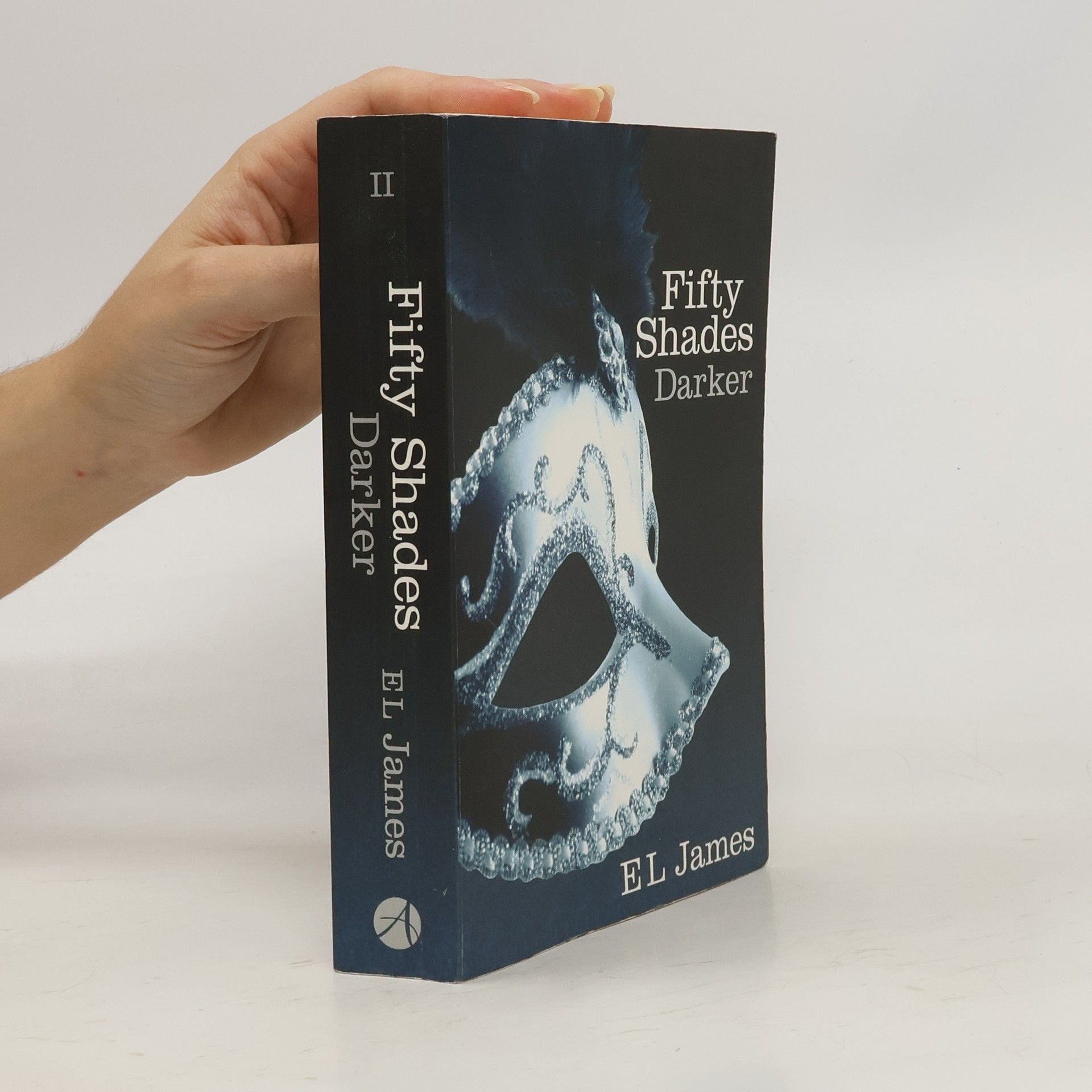 E. L. James Fifty Shades Darker