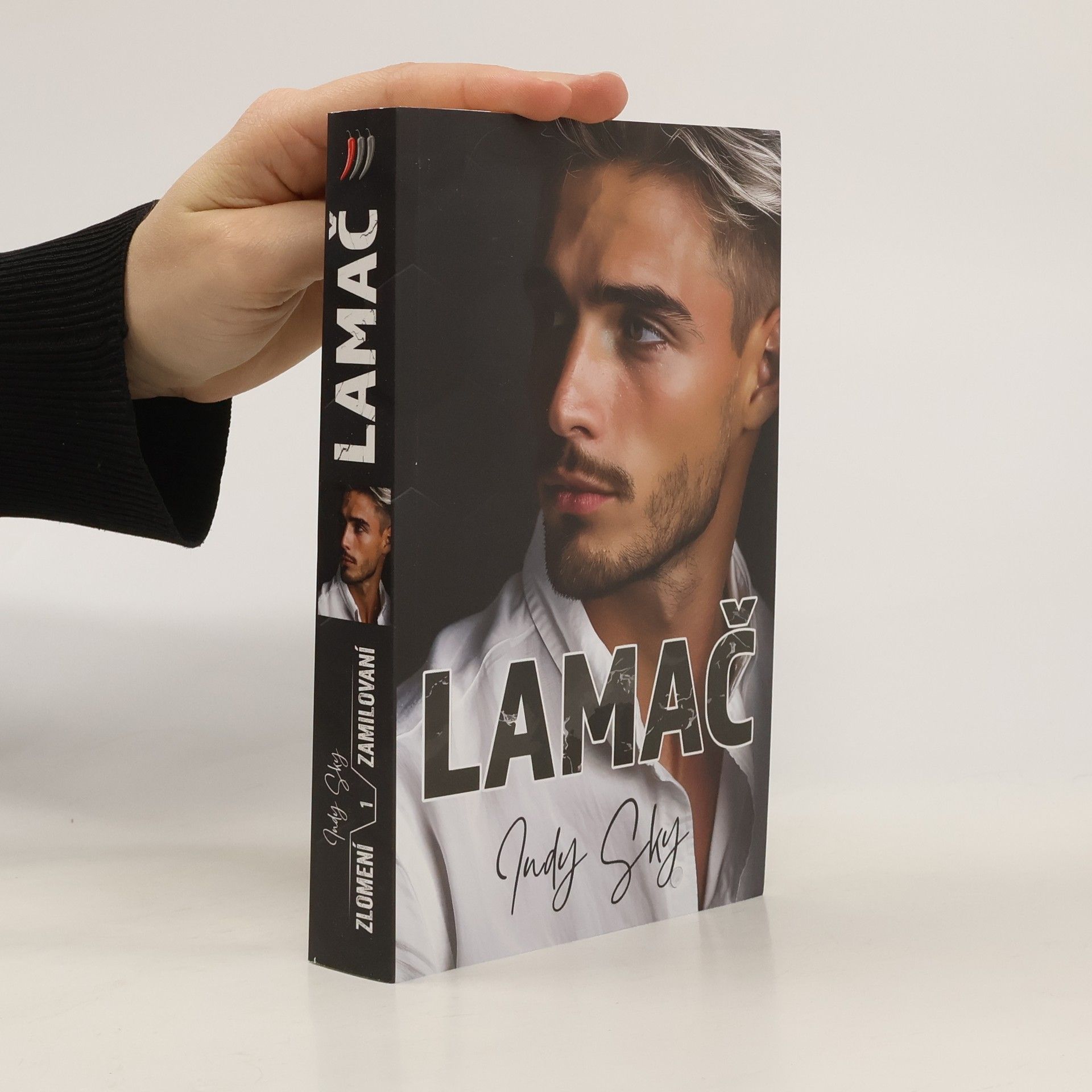 Zlomení zamilovaní 1. Lamač