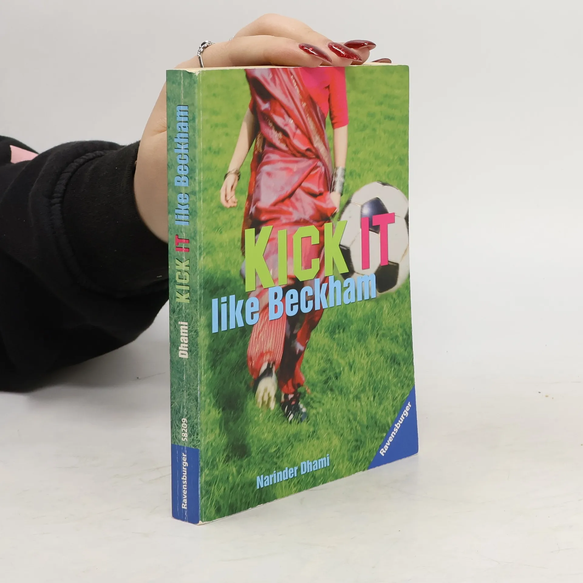 Kick it like Beckham | Book | Paperback | Narinder Dhami | DE