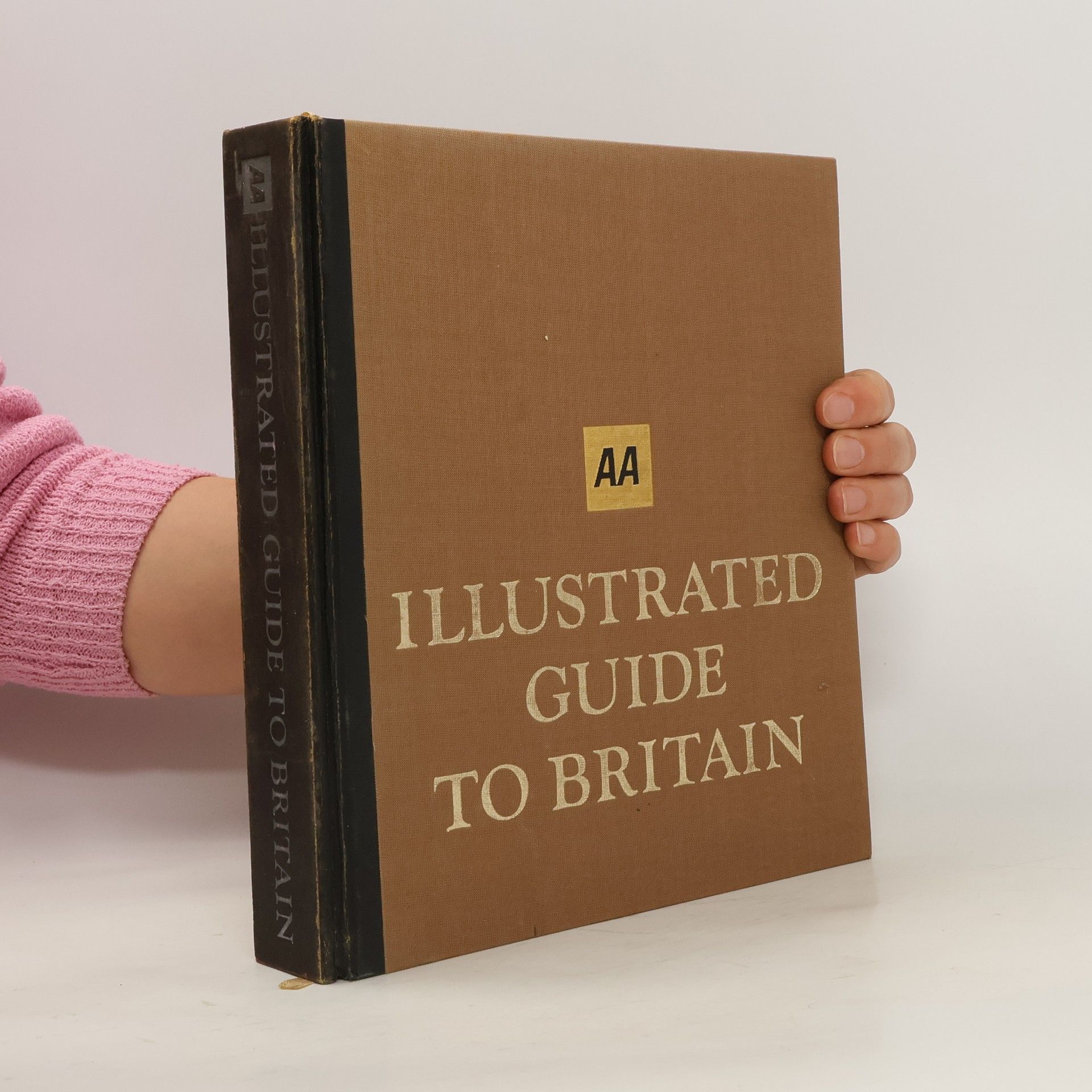 Automobile Association Illustrated Guide to Britain