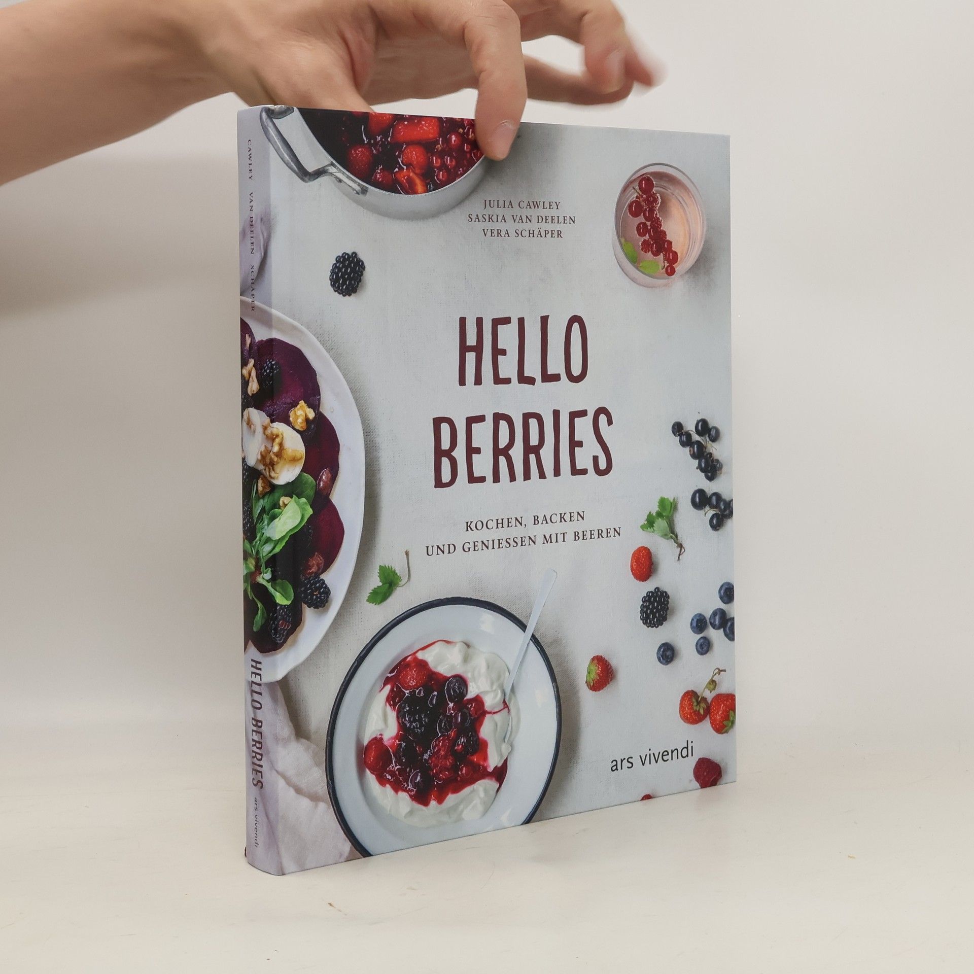 Saskia van Deelen Hello Berries