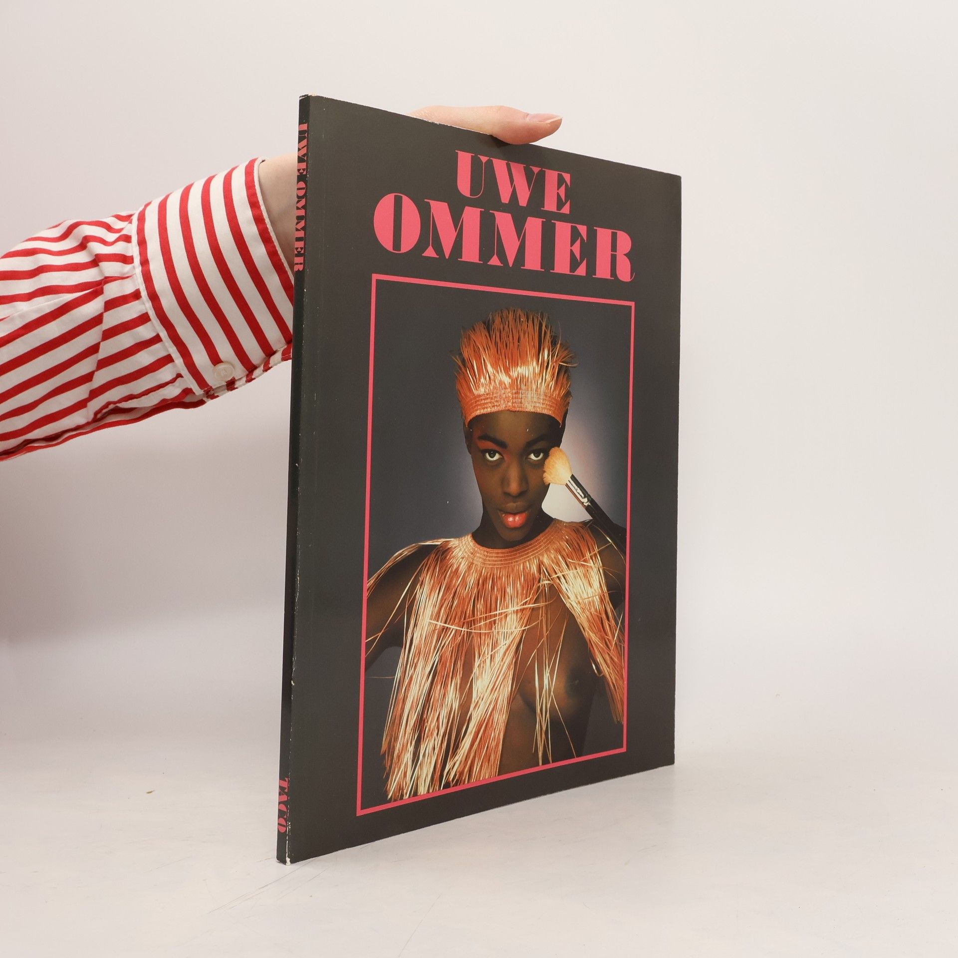 Uwe Ommer Uwe Ommer. Erotische Fotografien.