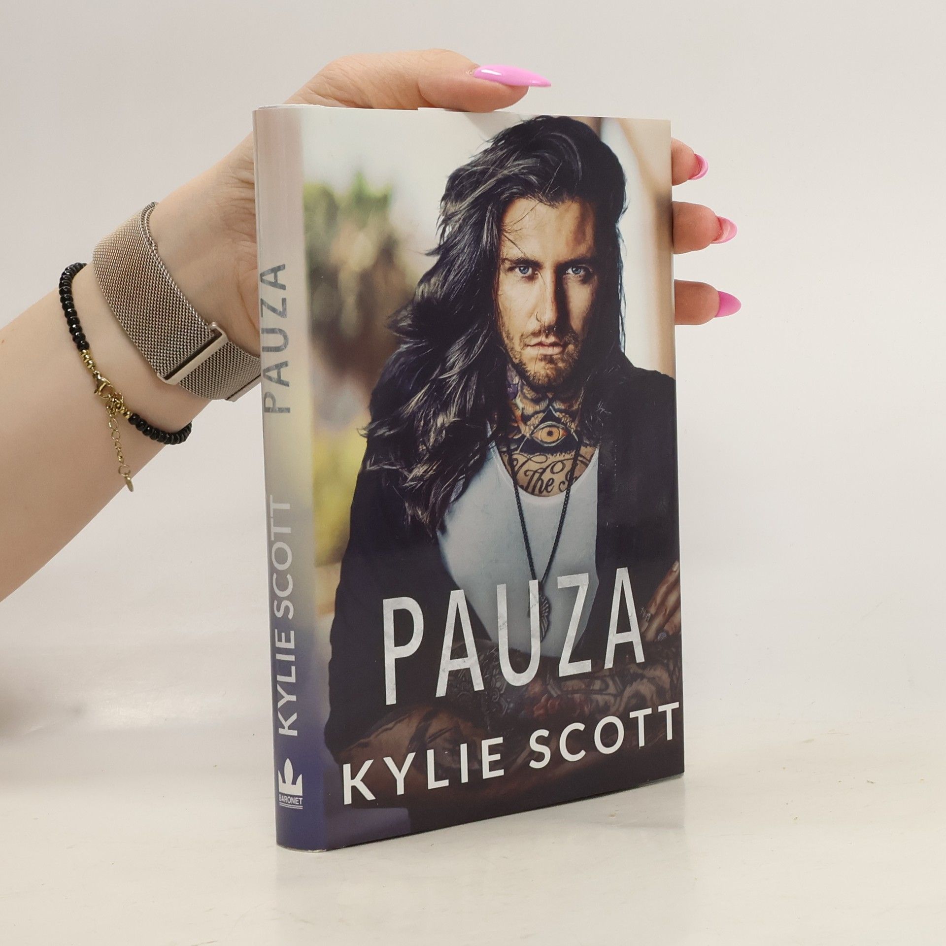 Kylie Scott Pauza